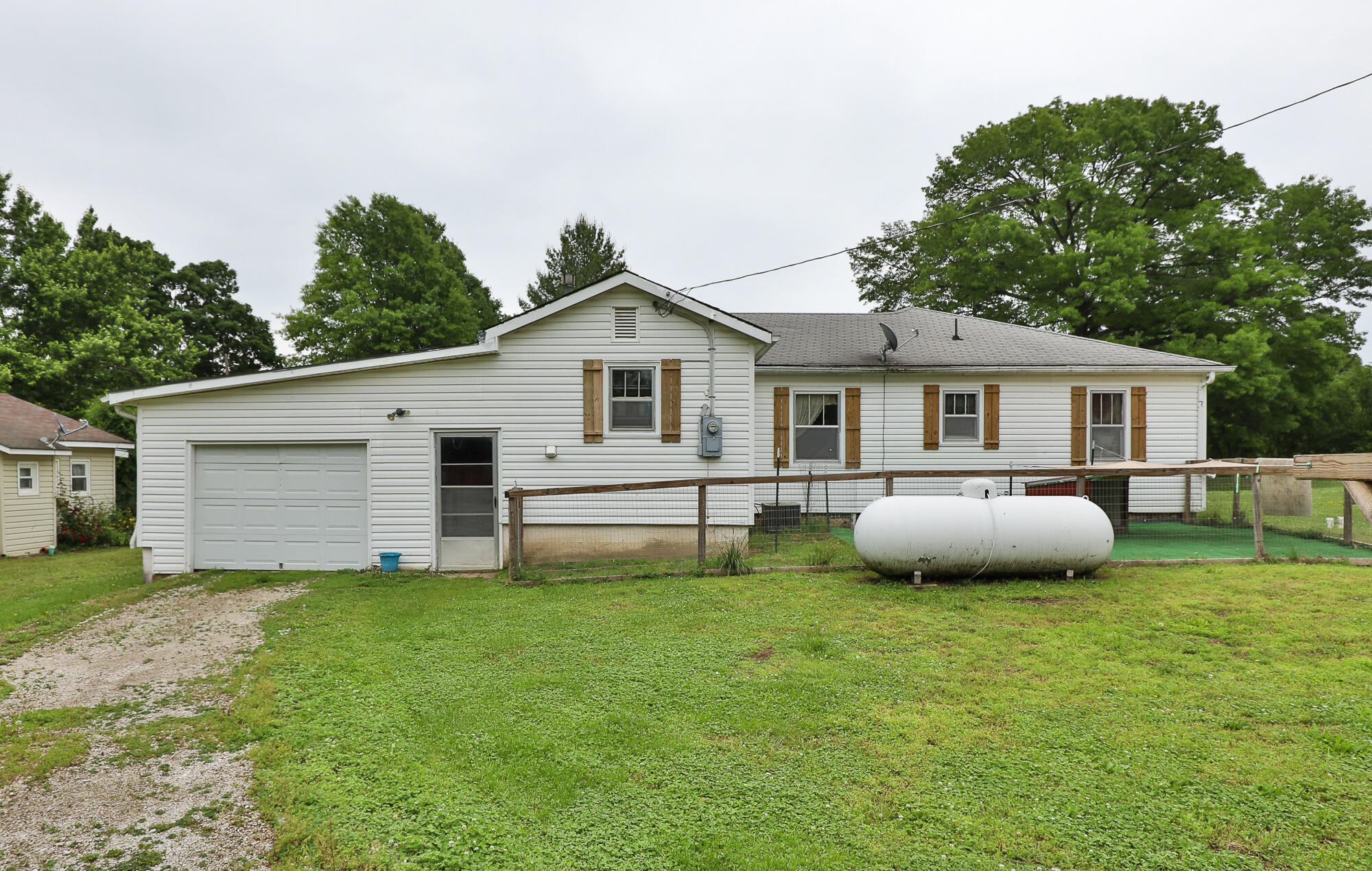 205 North Jefferson Street Property Photo 5