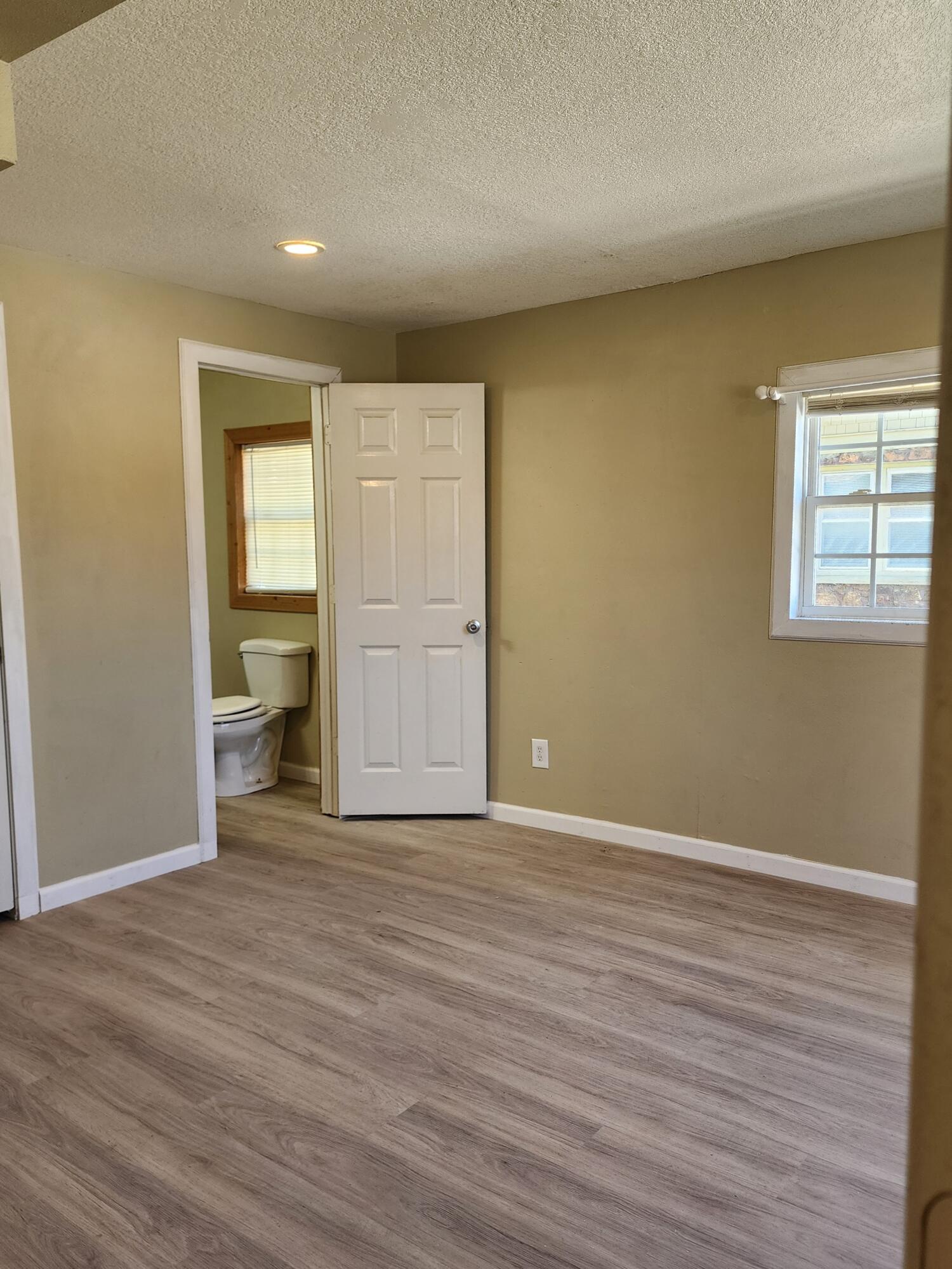 715 Lincoln St. Property Photo 6