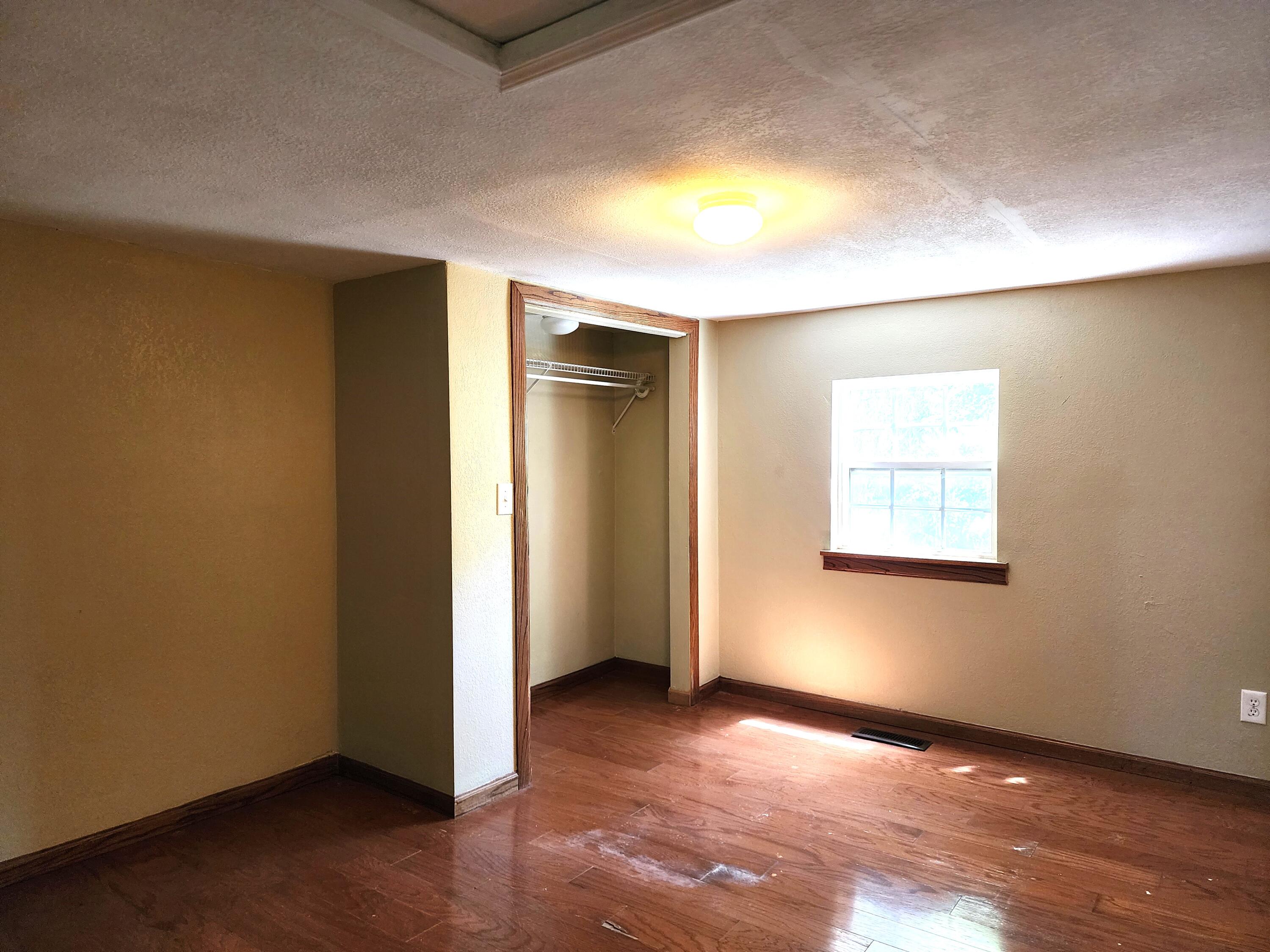 715 Lincoln St. Property Photo 9