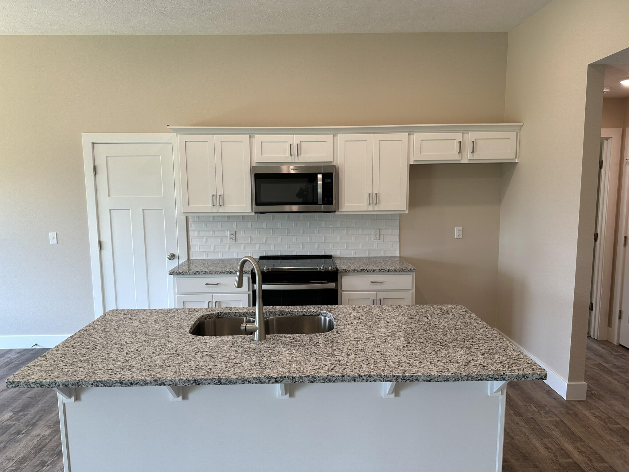 1271 North Maxine Avenue Property Photo 7