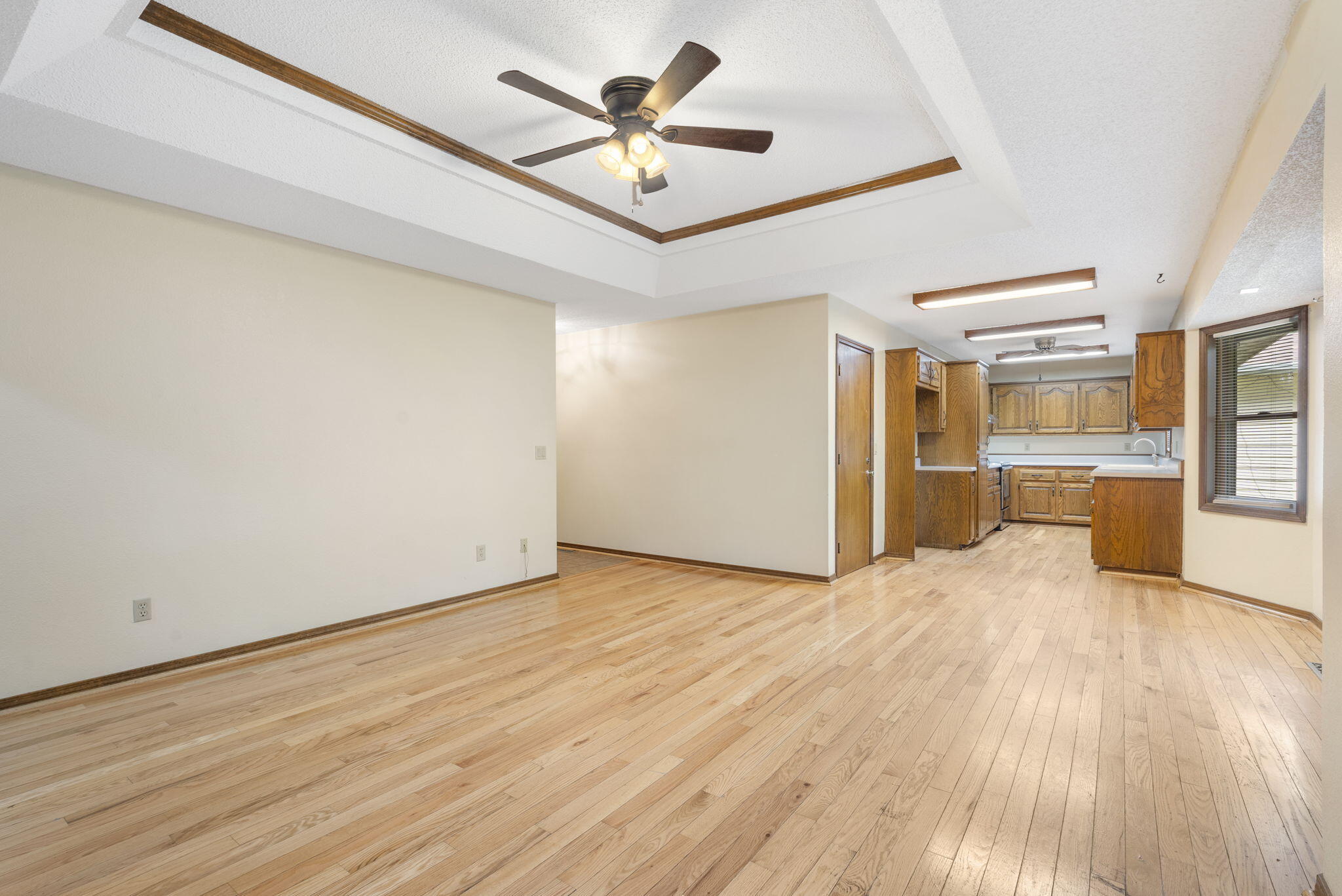 4535 West La Casa Street Property Photo 5