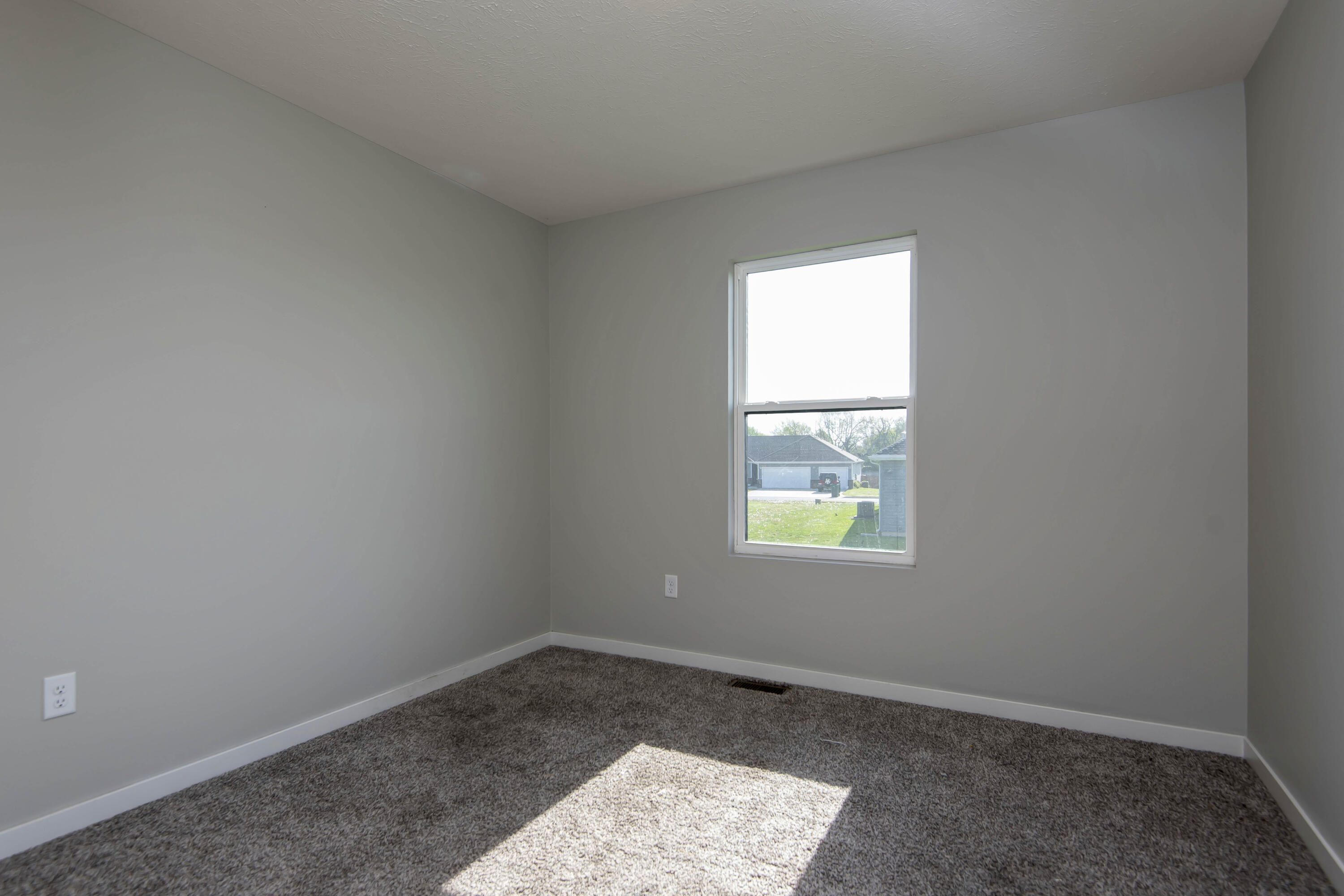 938 South Montpelier Court Property Photo 21