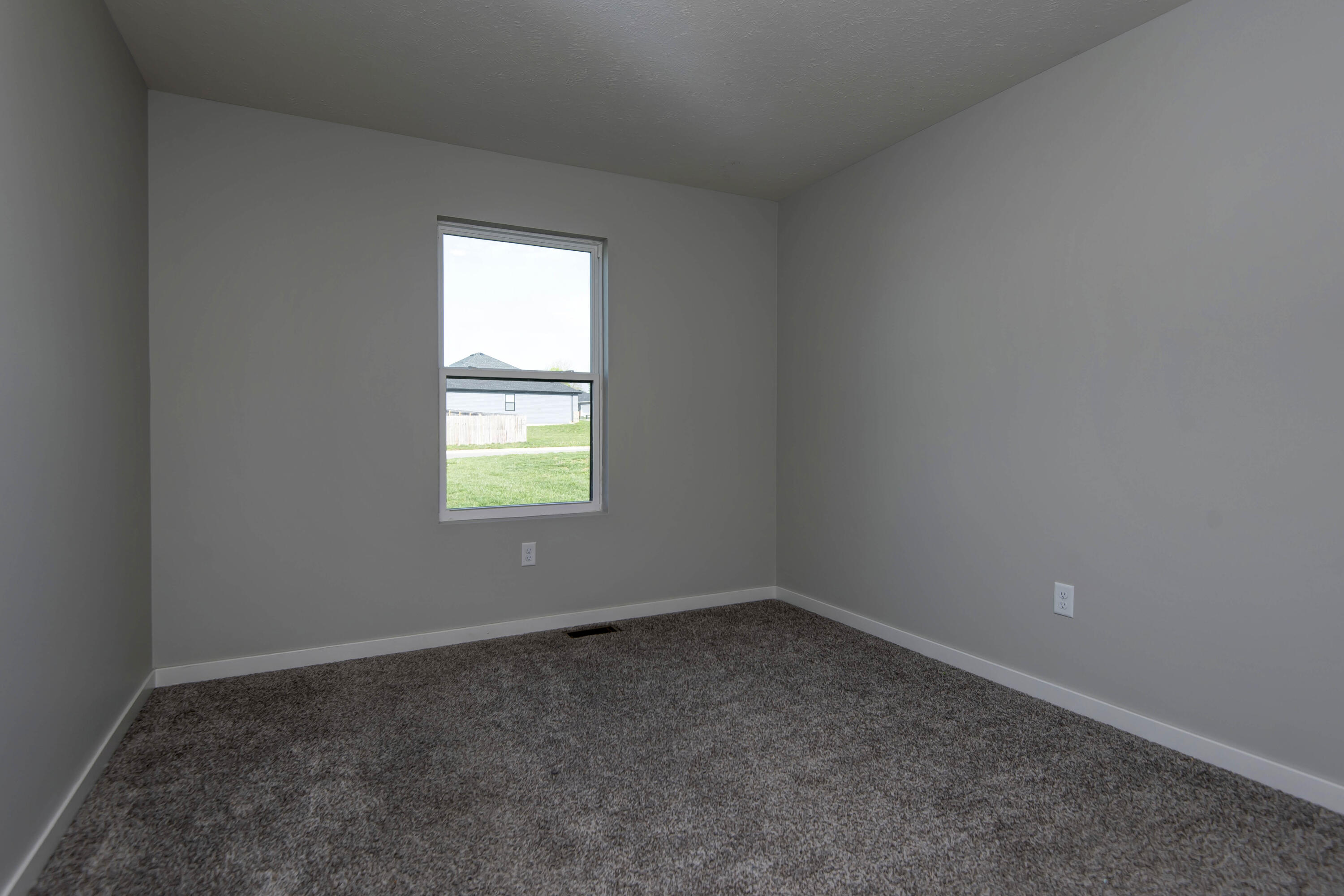 938 South Montpelier Court Property Photo 22