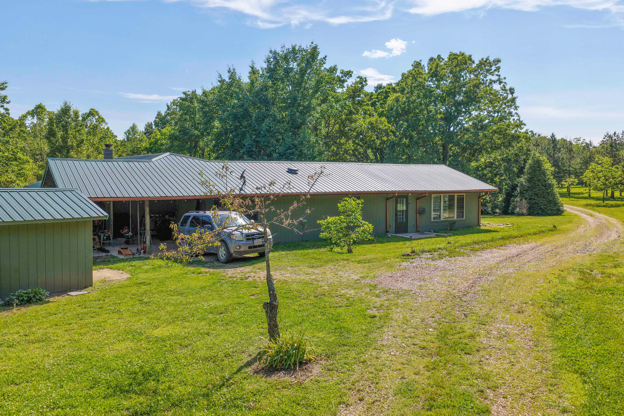 10694 Red Spring Road Property Photo 2
