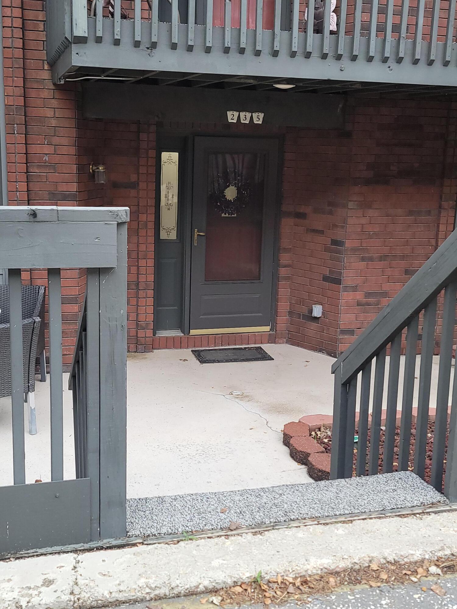 150 Sunken Forest Drive Property Photo 2