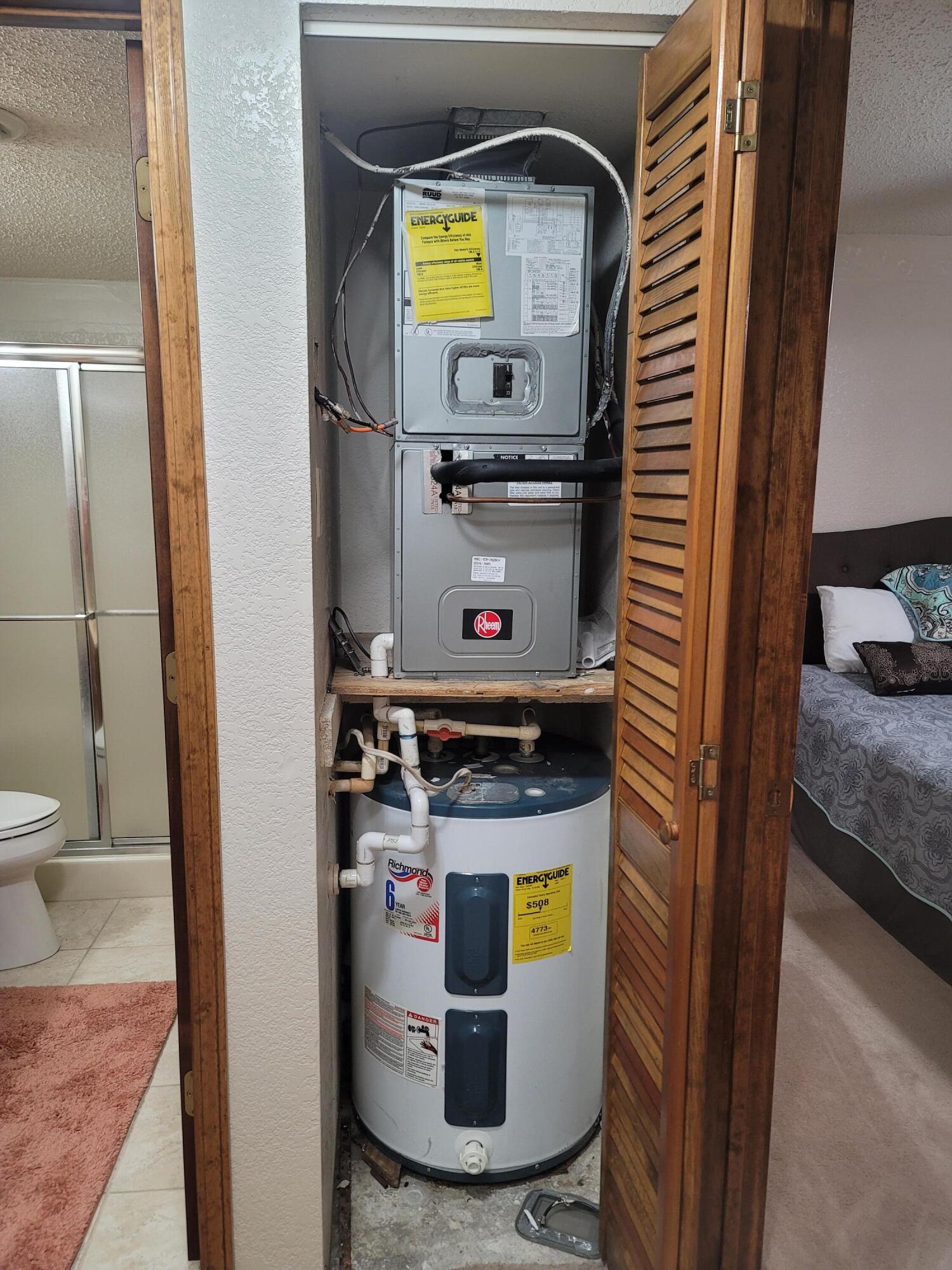 150 Sunken Forest Drive Property Photo 8