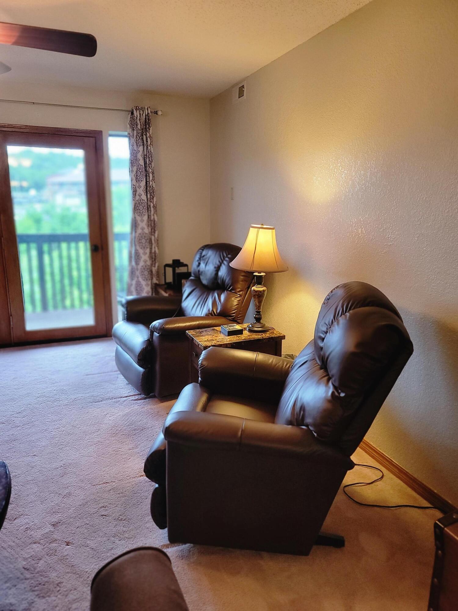 150 Sunken Forest Drive Property Photo 16