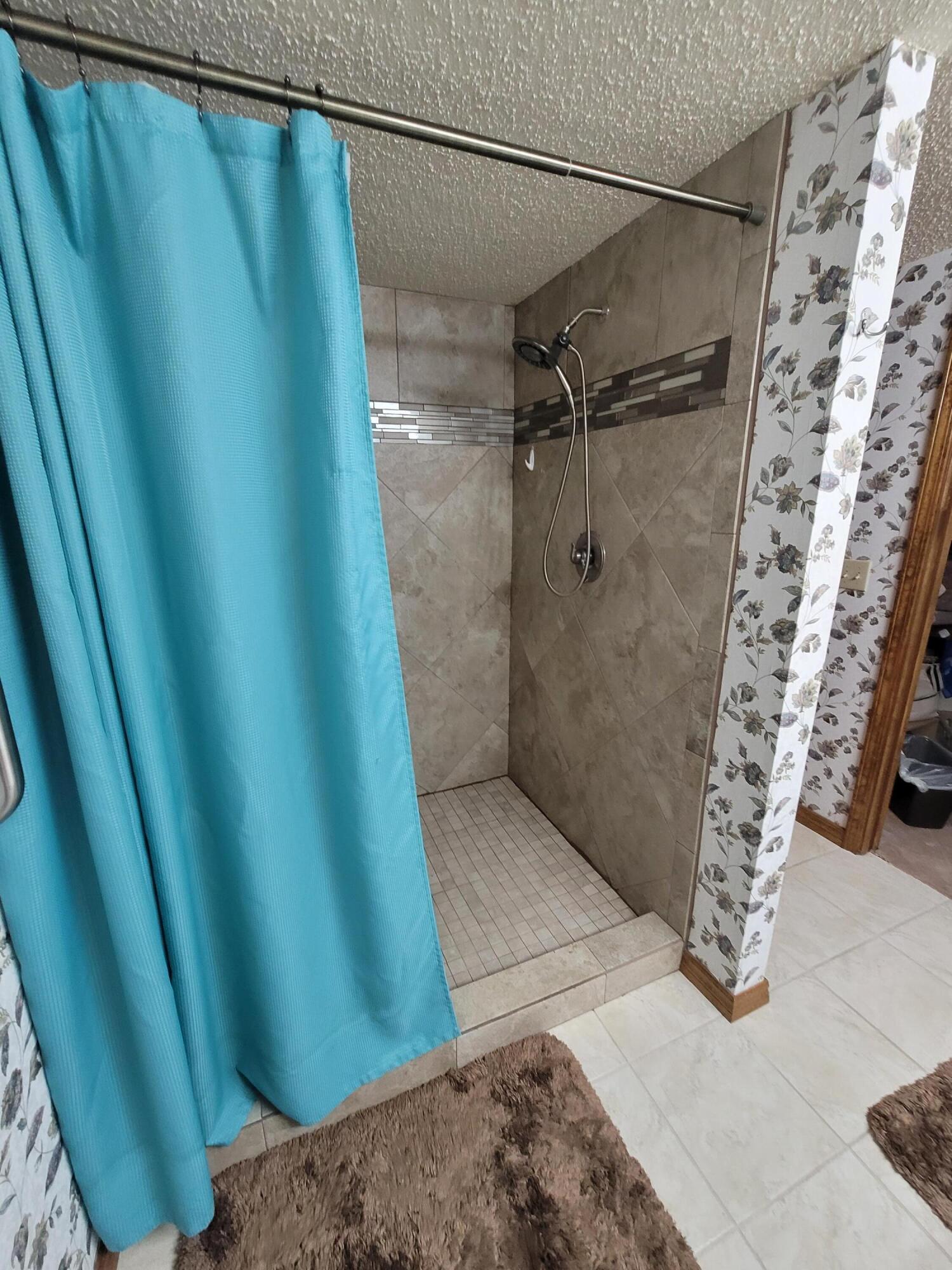 150 Sunken Forest Drive Property Photo 28