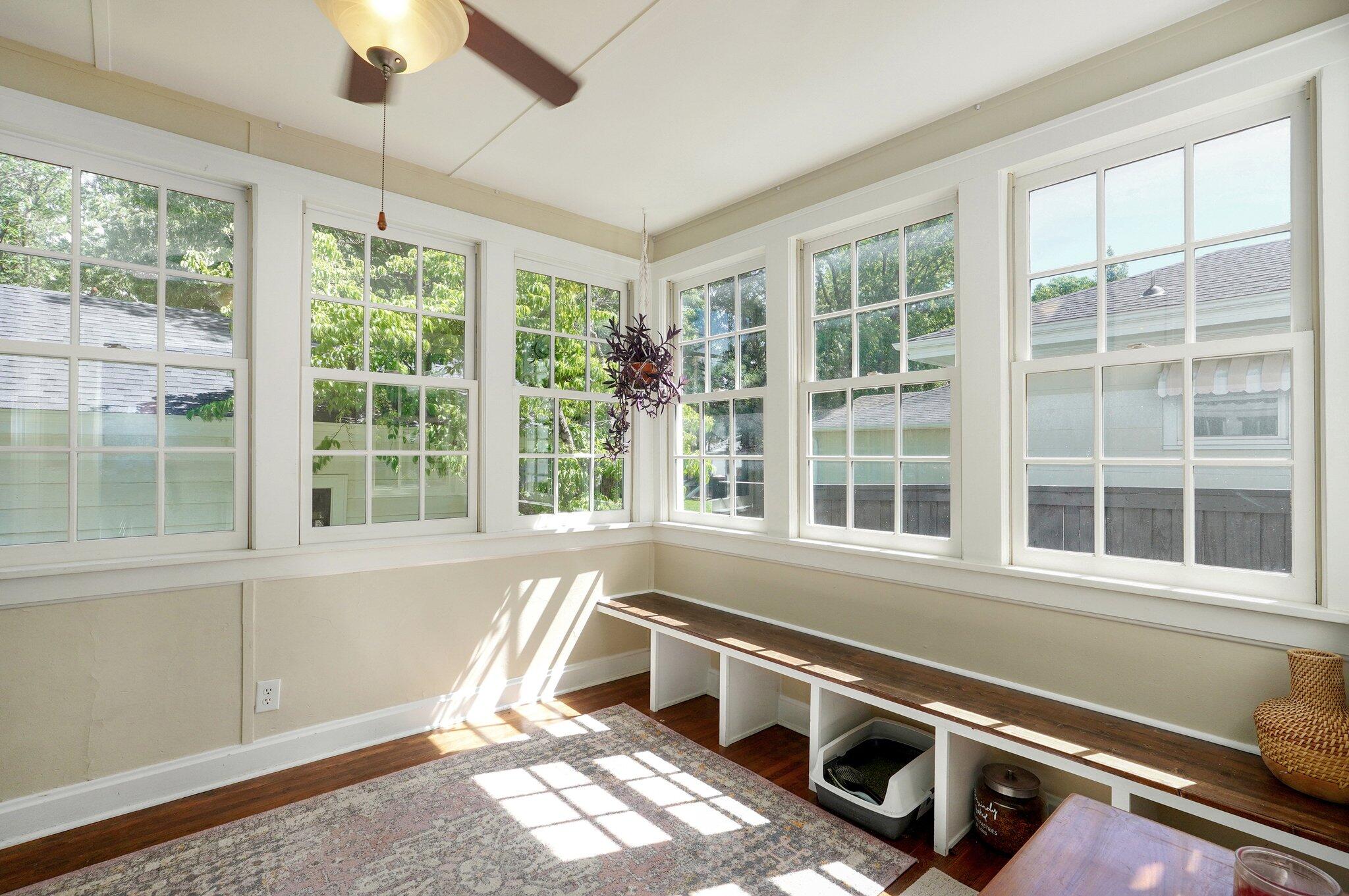 1501 East Walnut Street Property Photo 18