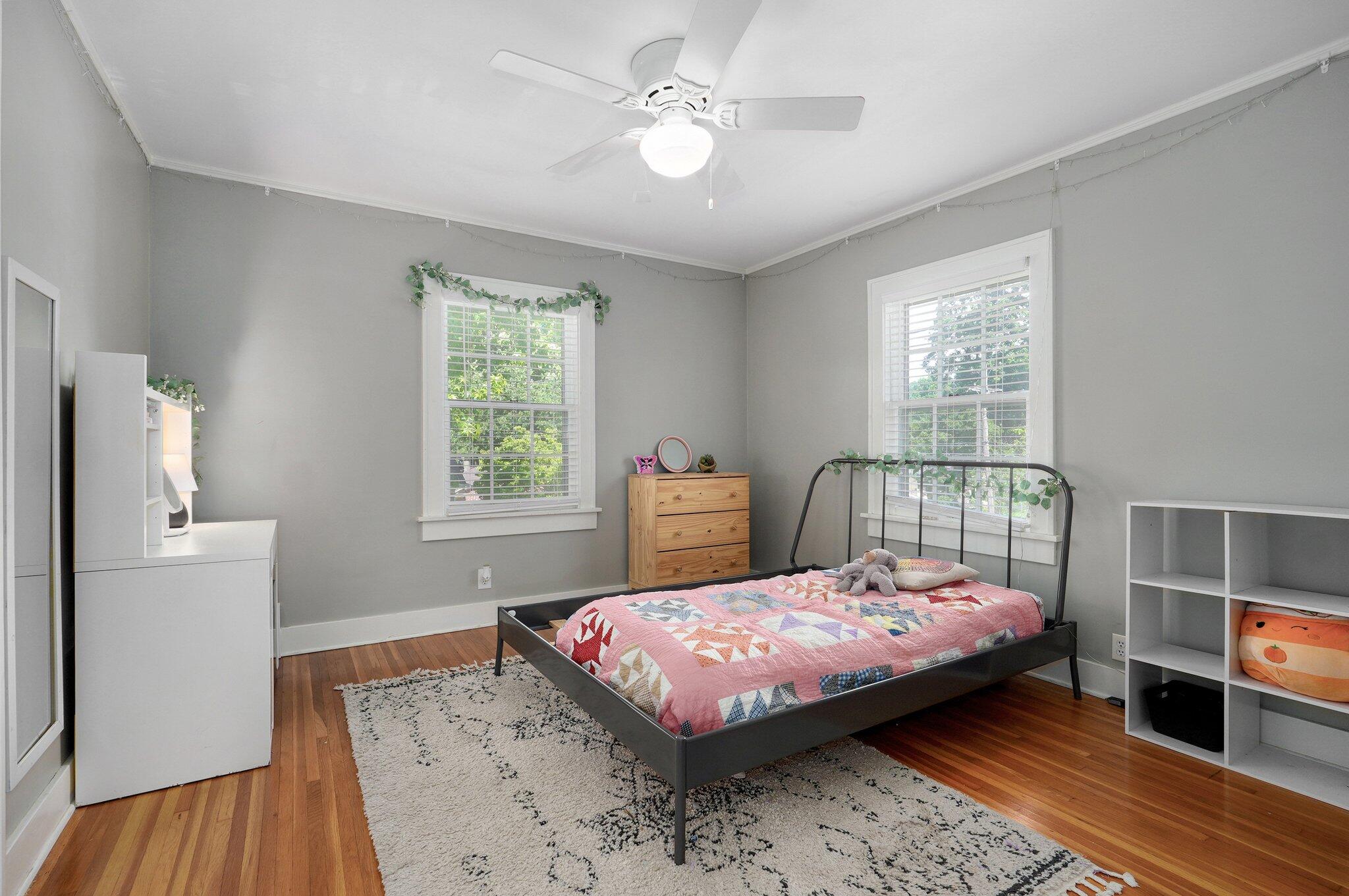 1501 East Walnut Street Property Photo 25