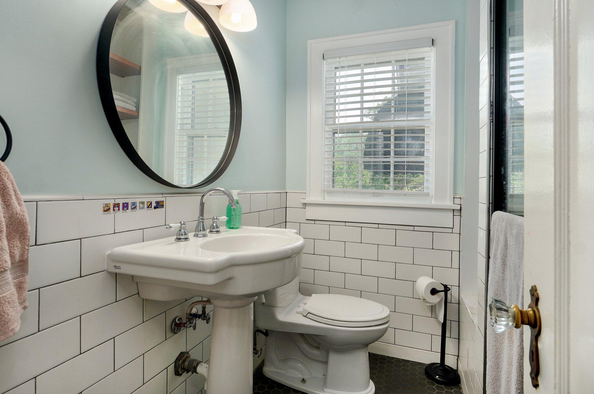 1501 East Walnut Street Property Photo 28