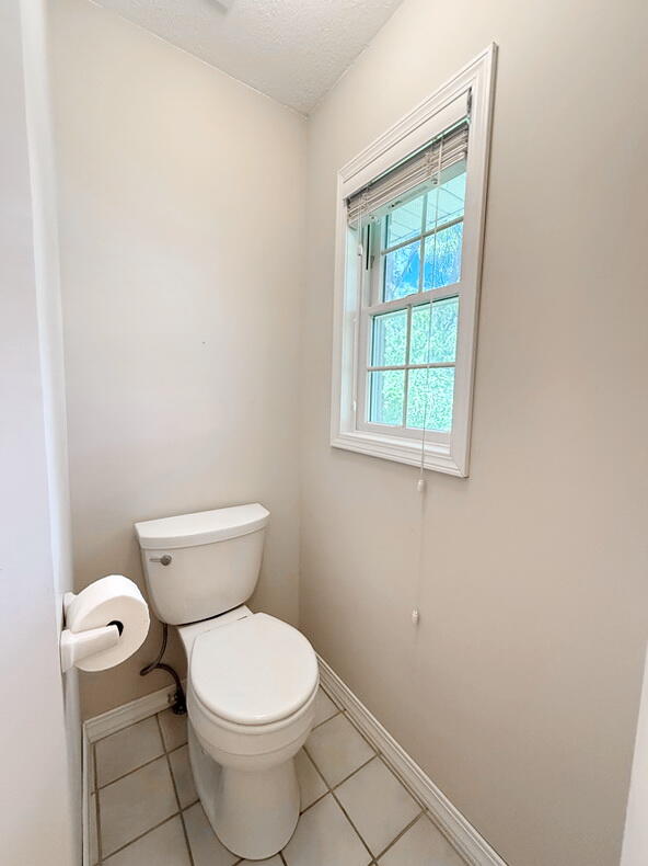 202 East Carman Road Property Photo 23