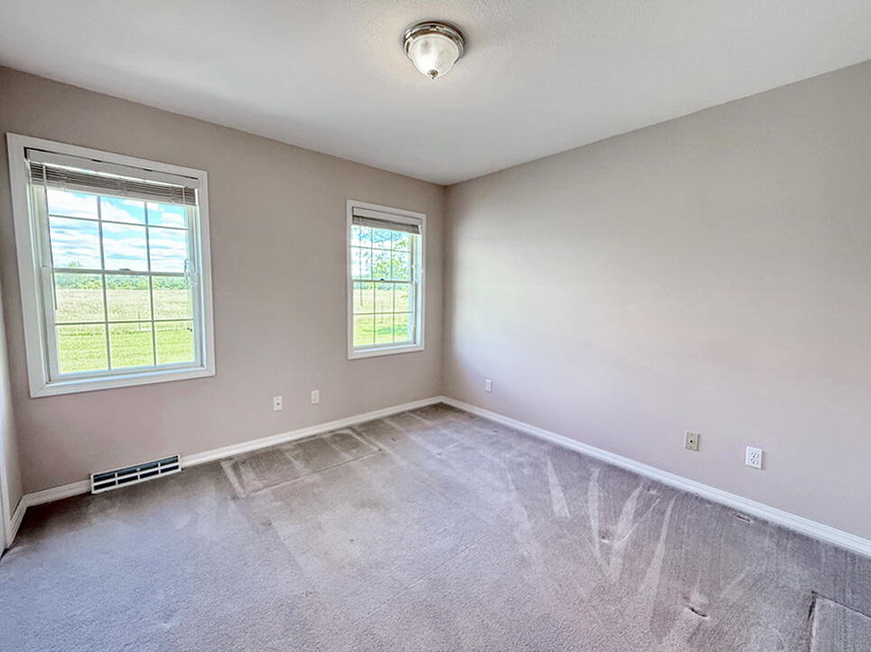 202 East Carman Road Property Photo 27
