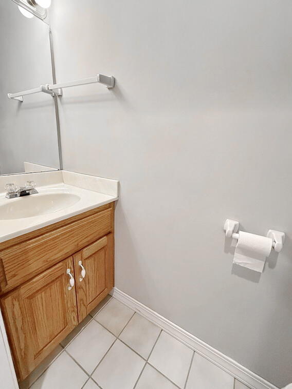 202 East Carman Road Property Photo 33