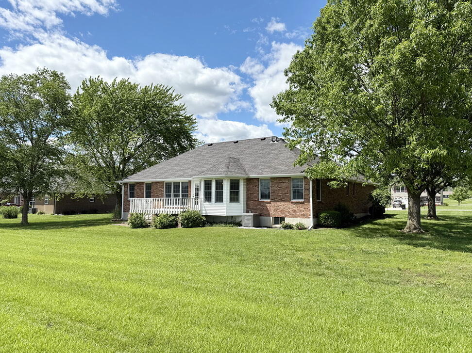 202 East Carman Road Property Photo 49