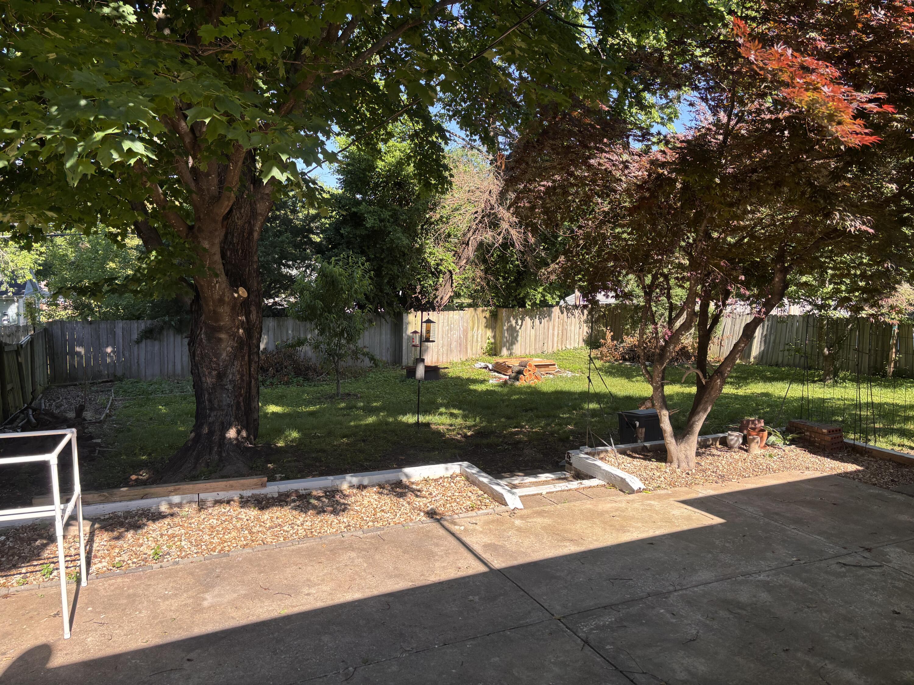 3055 South Oak Avenue Property Photo 24
