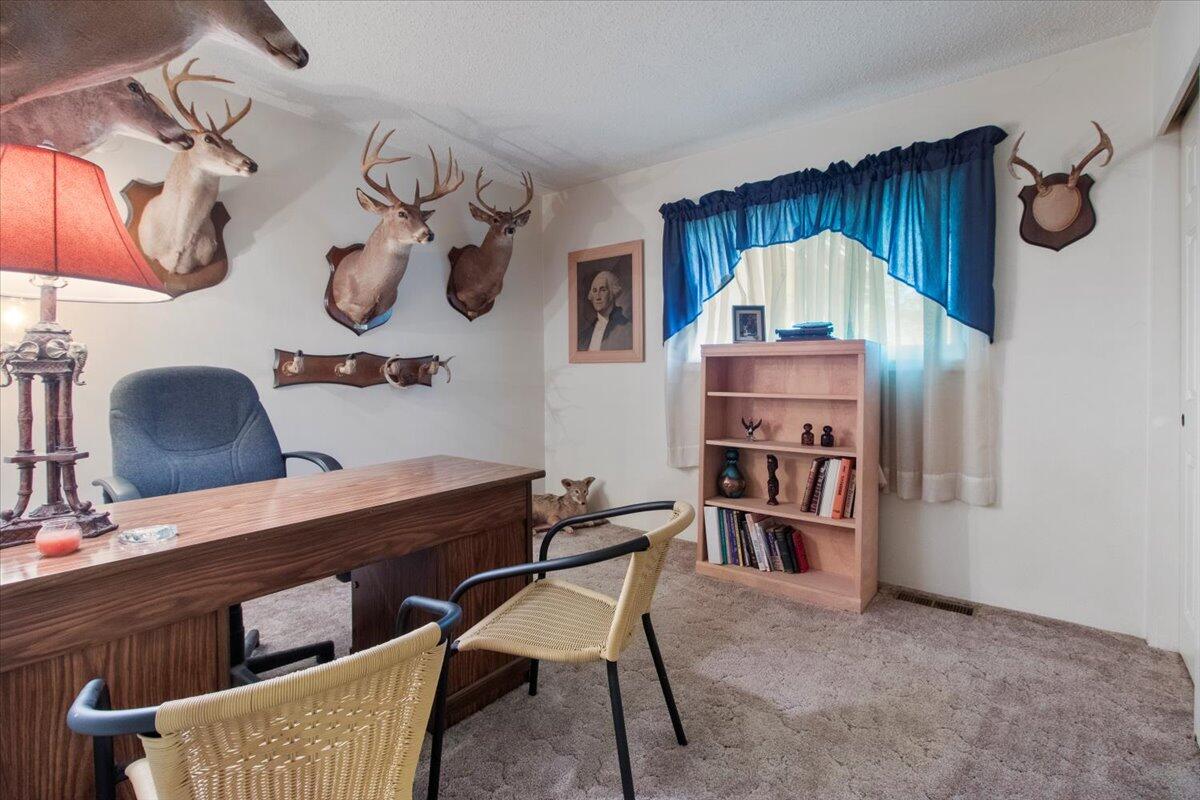 11755 Highway 137 Property Photo 16