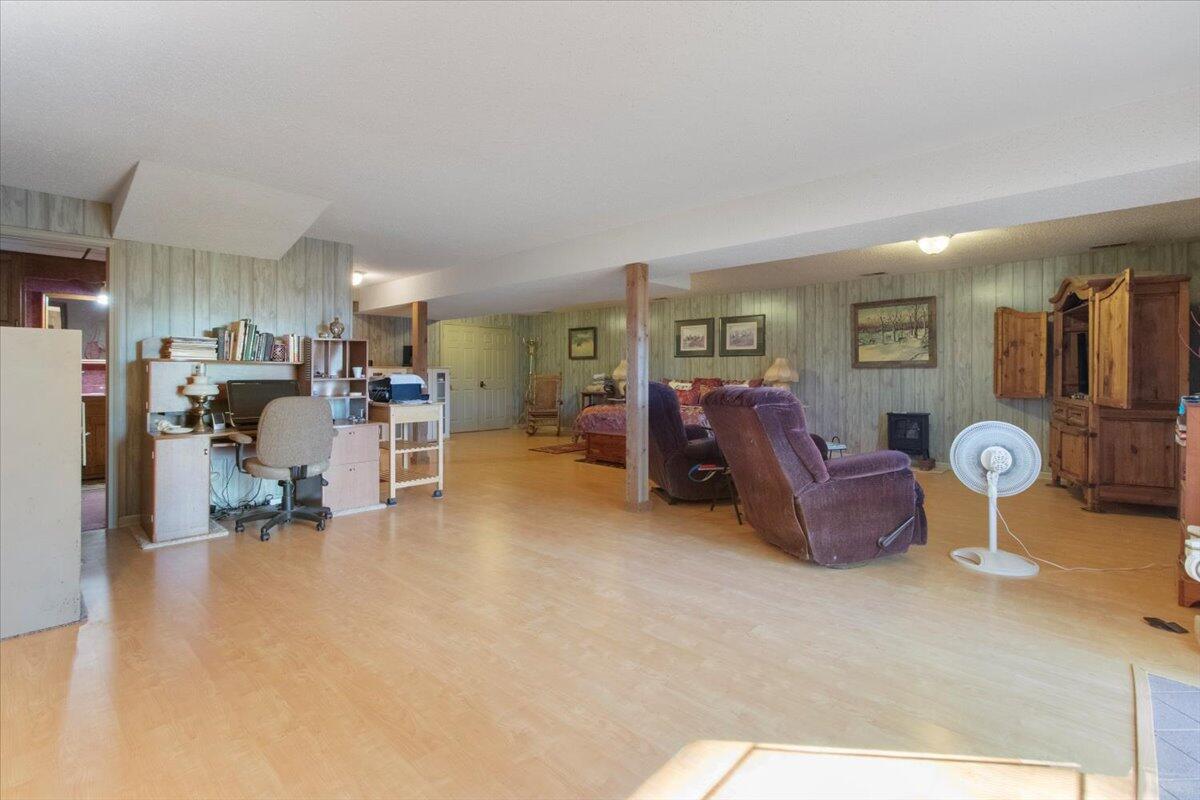 11755 Highway 137 Property Photo 22