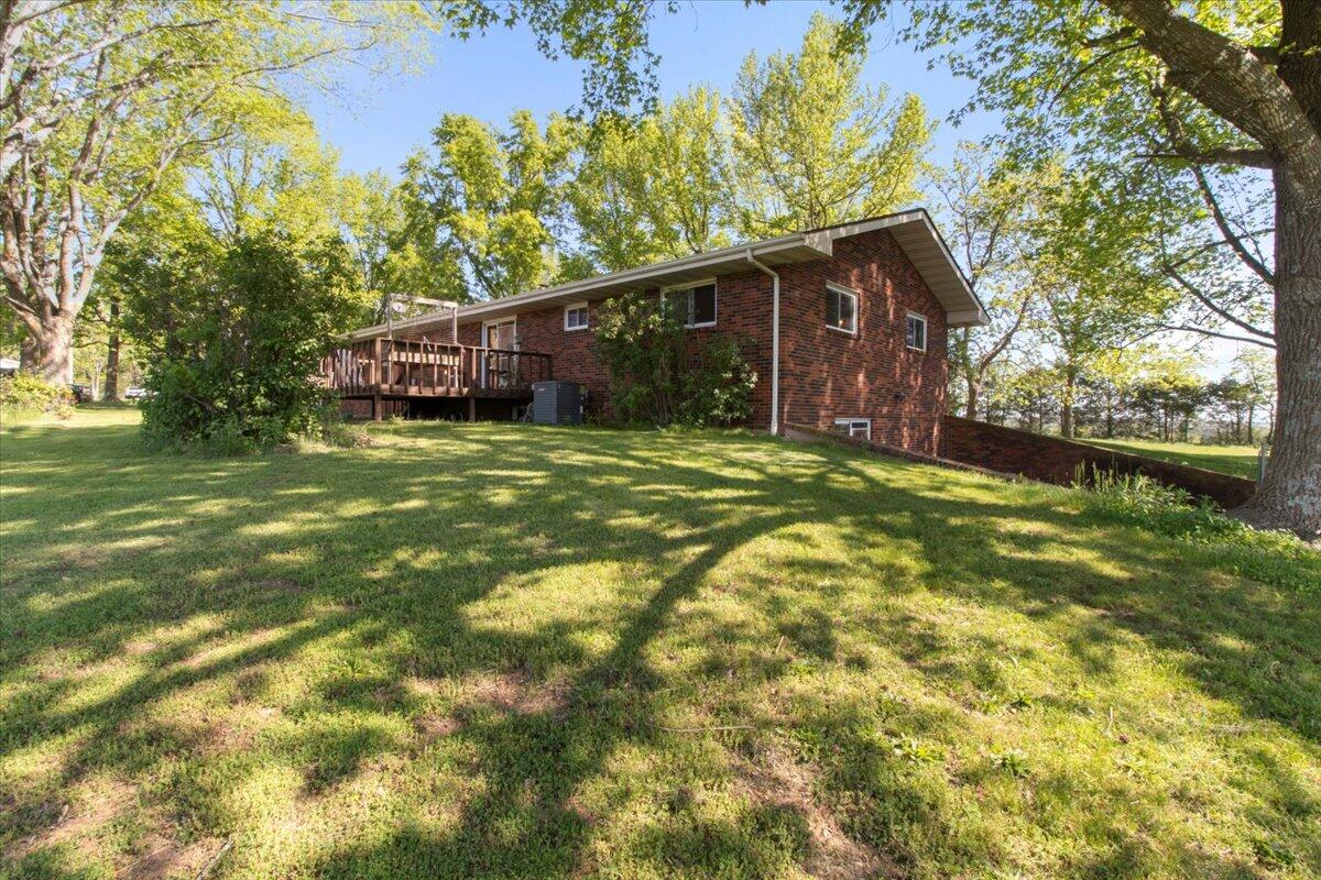 11755 Highway 137 Property Photo 32