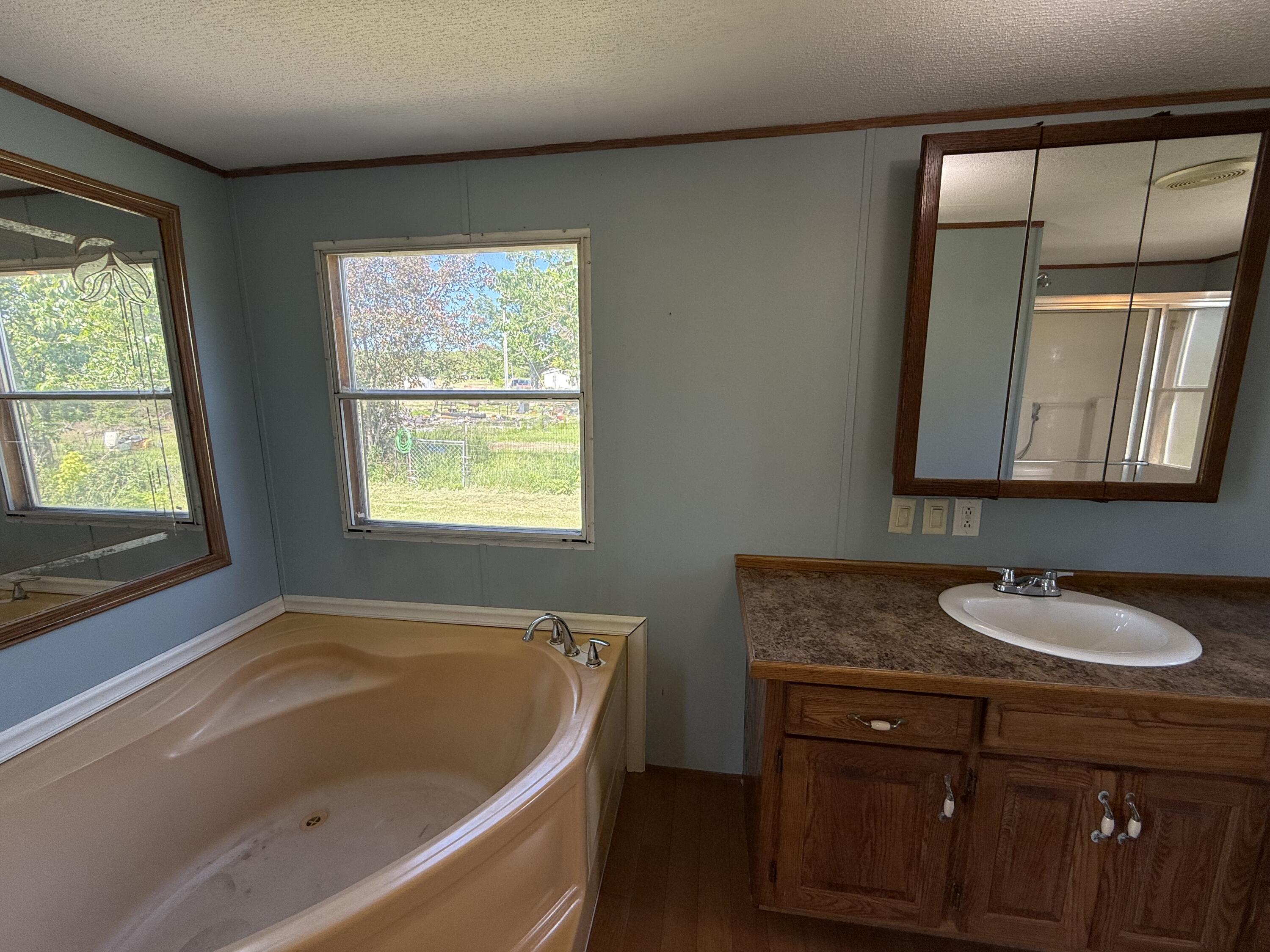 655 Hidden Pond Drive Property Photo 19