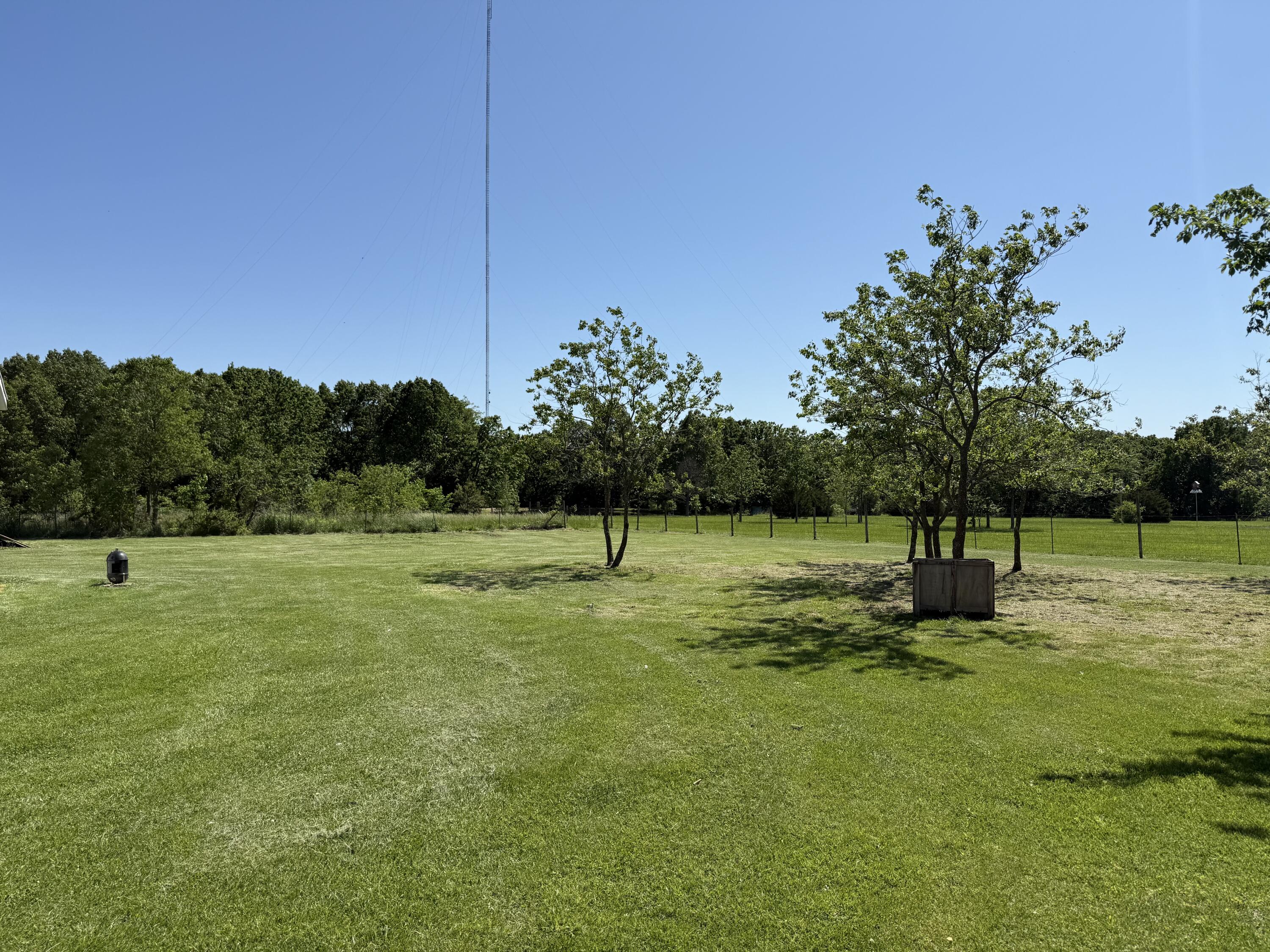 655 Hidden Pond Drive Property Photo 24