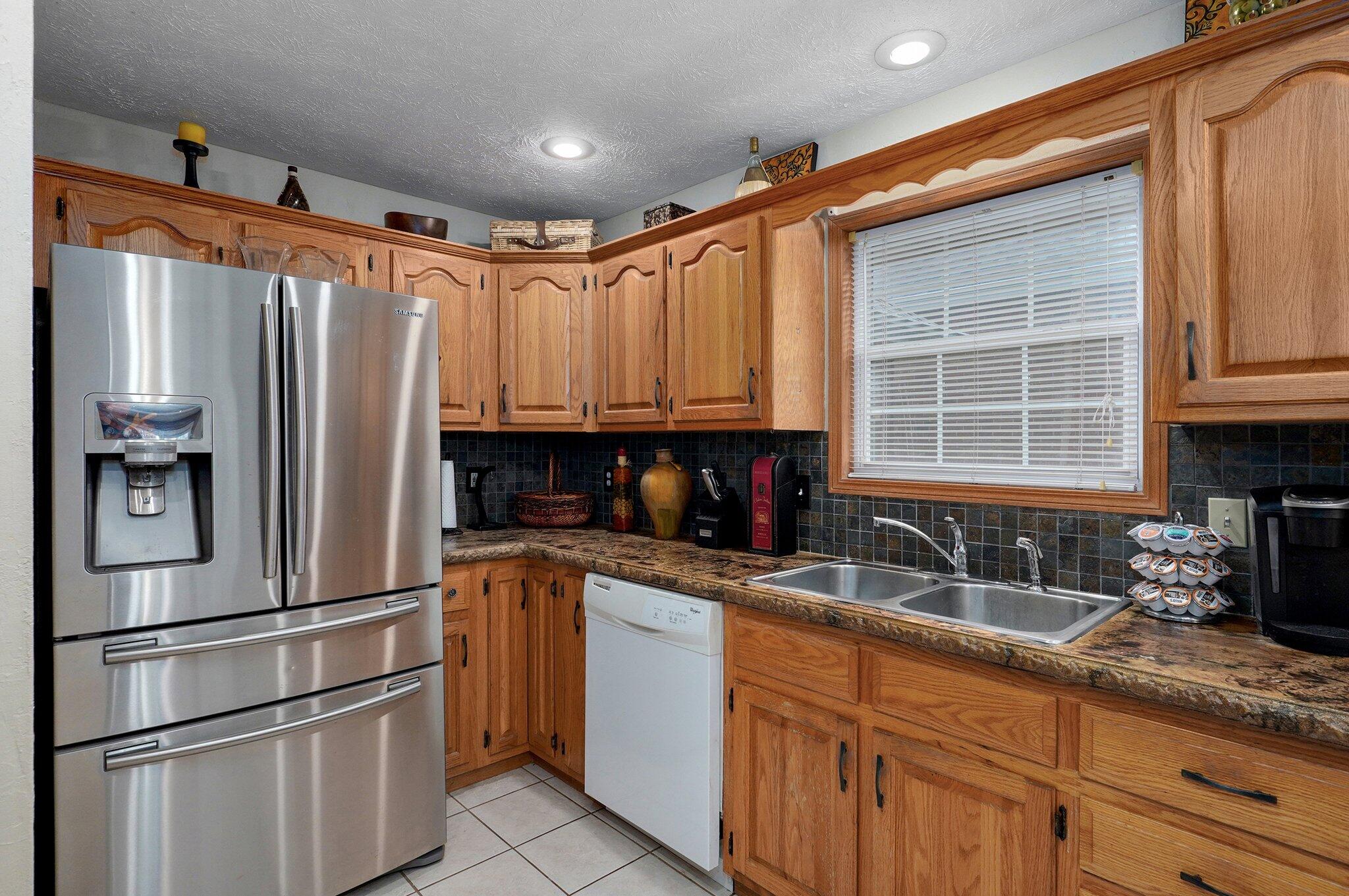 1010 East Lakewood Street Property Photo 13