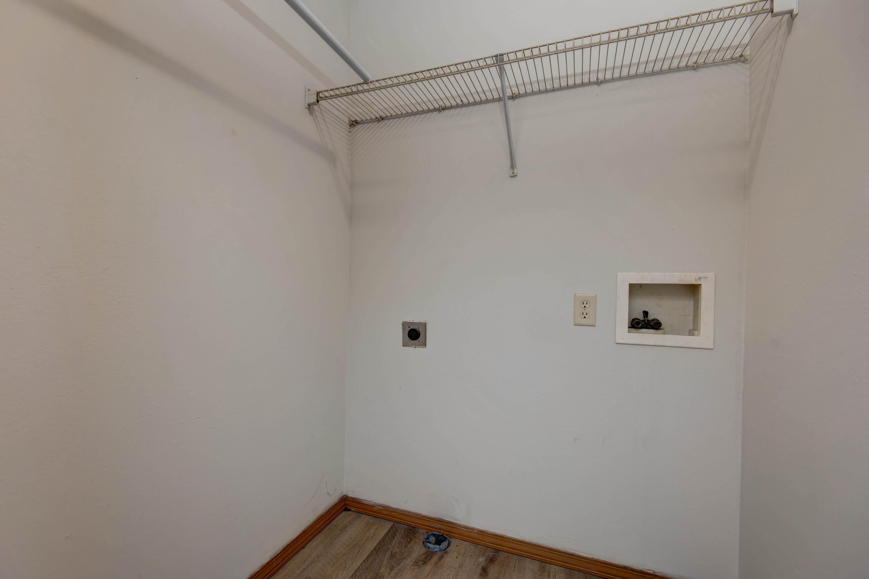 3243 West Lynn Street Property Photo 11