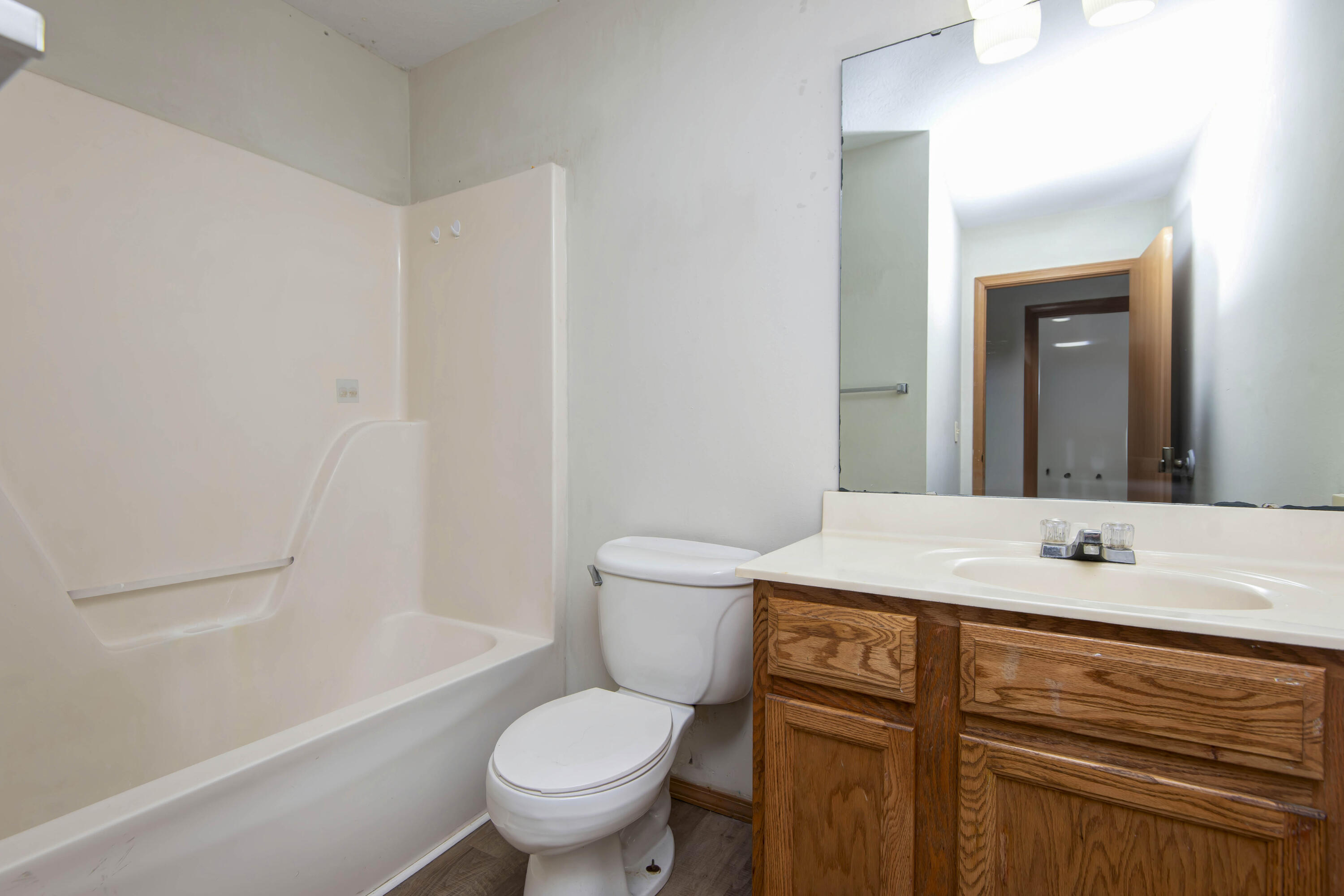 3243 West Lynn Street Property Photo 14