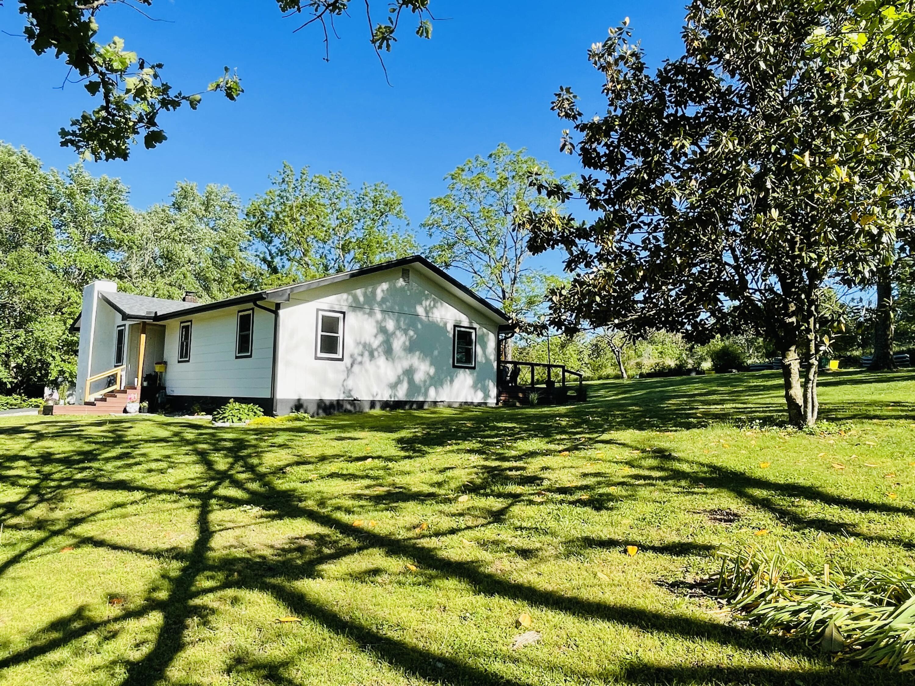 1705 Lakeview Drive Property Photo 24