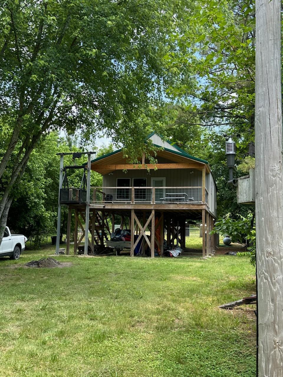 213 Spring Lake Drive Property Photo