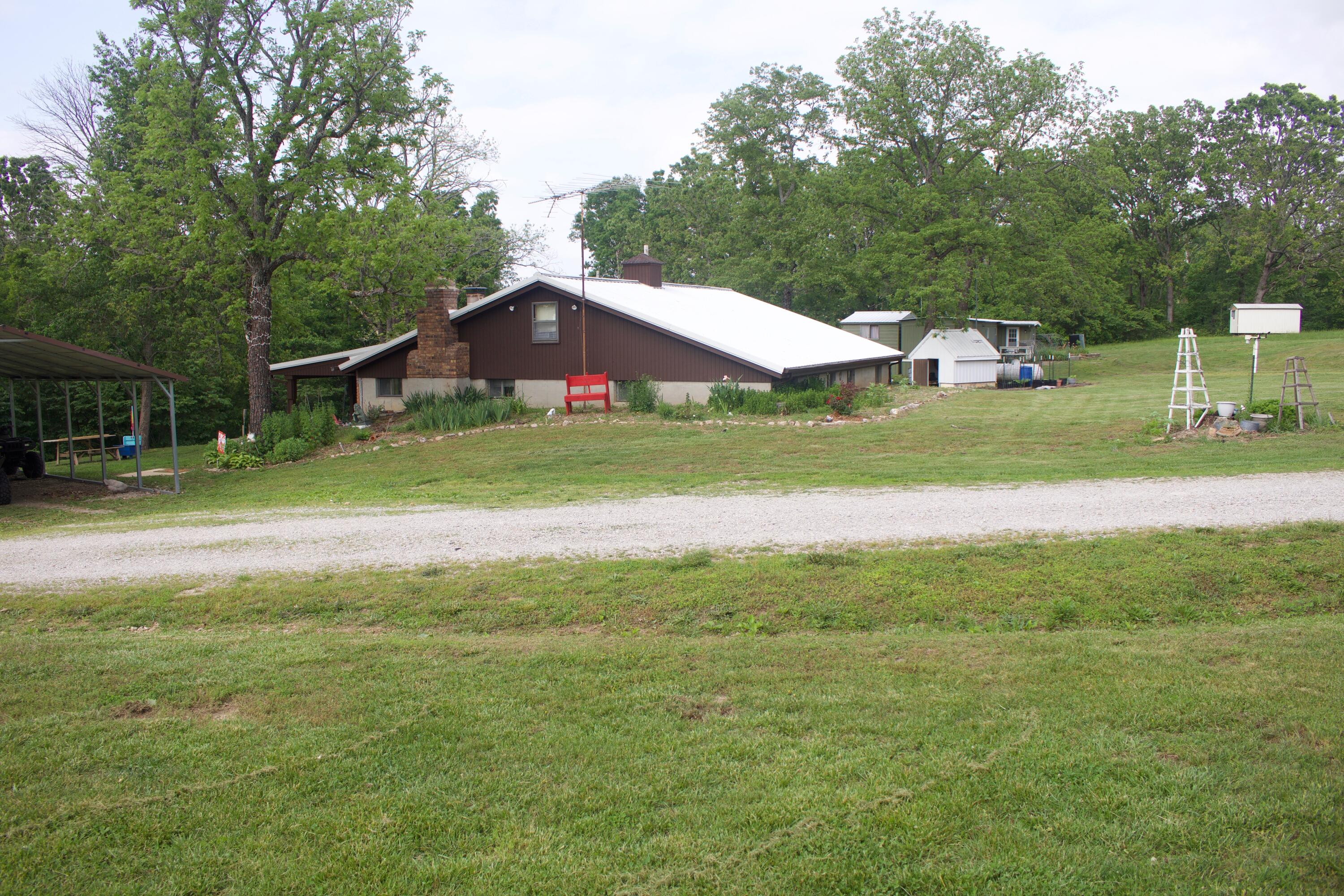 175 Keller Drive Property Photo 3