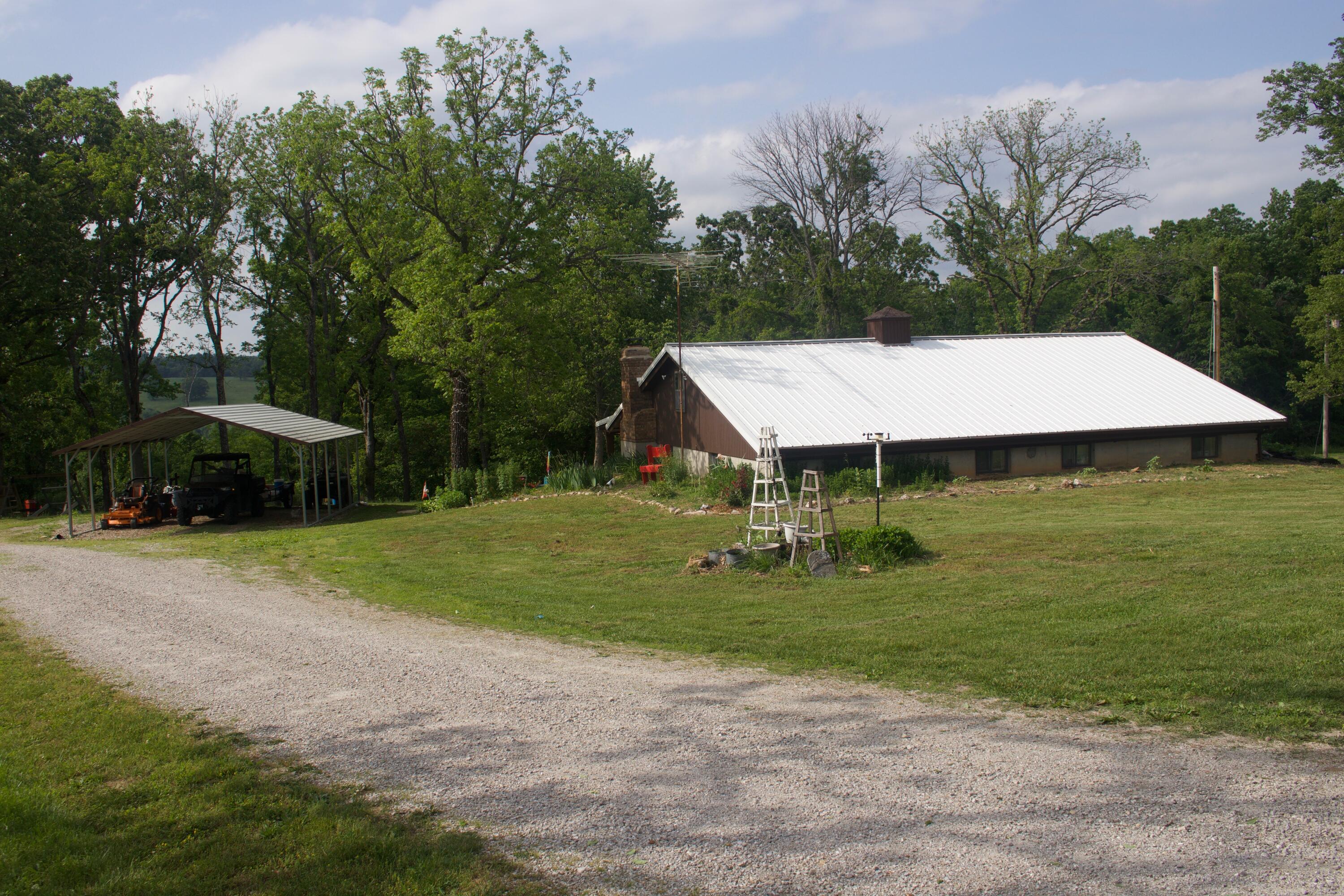175 Keller Drive Property Photo 4