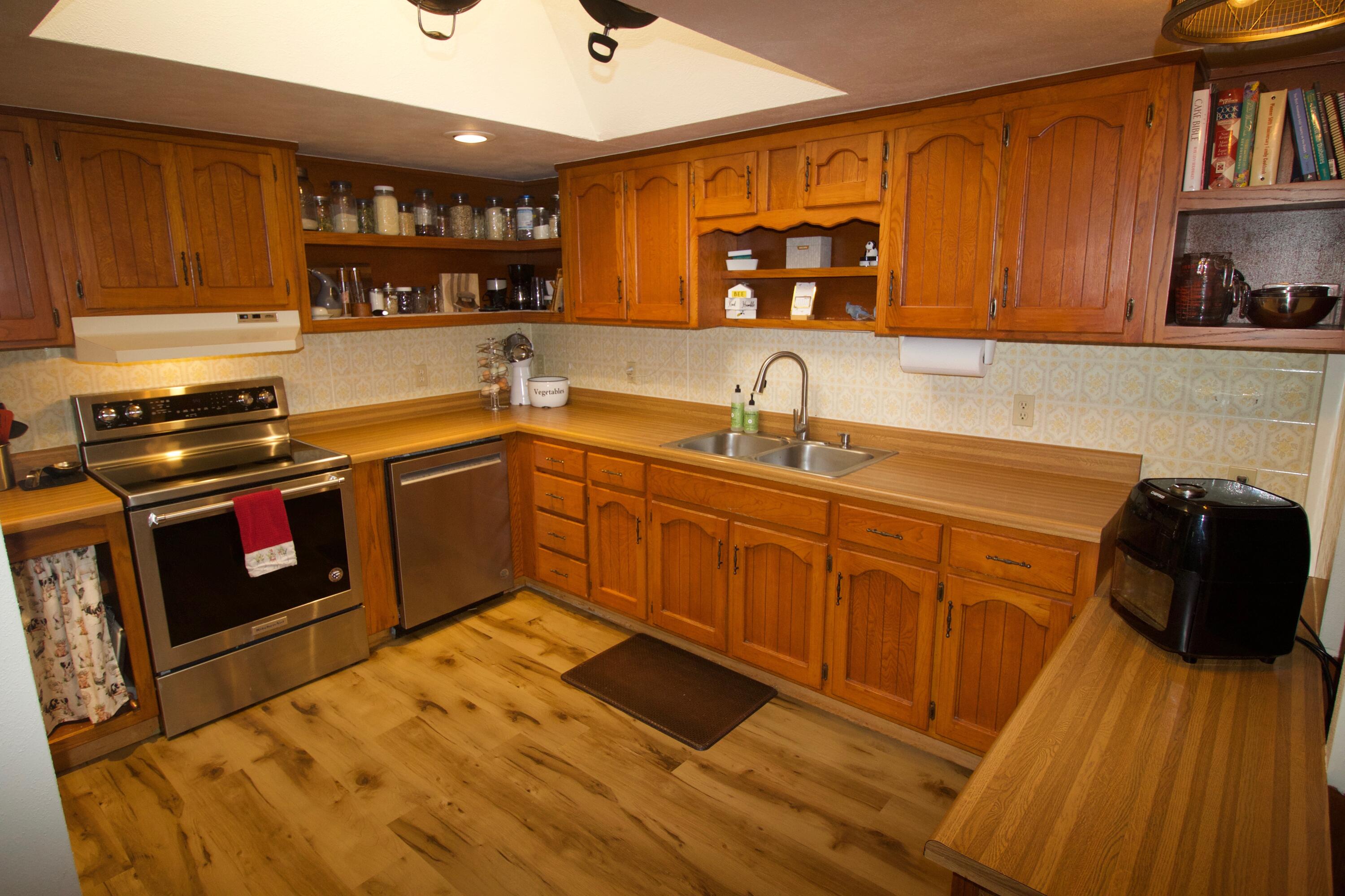 175 Keller Drive Property Photo 20