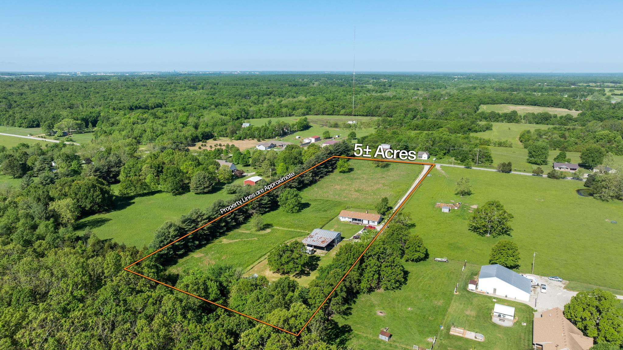 5680 North Farm Rd 215 Property Photo 2