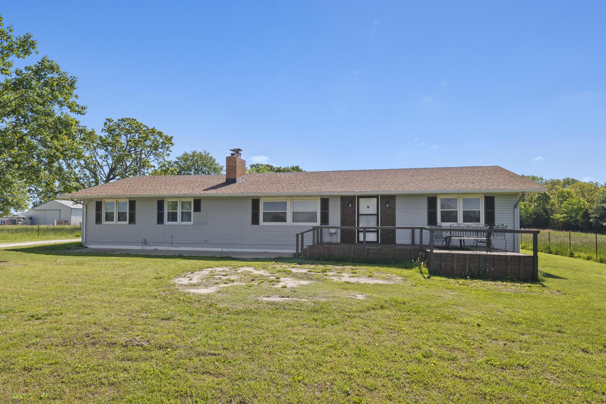 5680 North Farm Rd 215 Property Photo 5