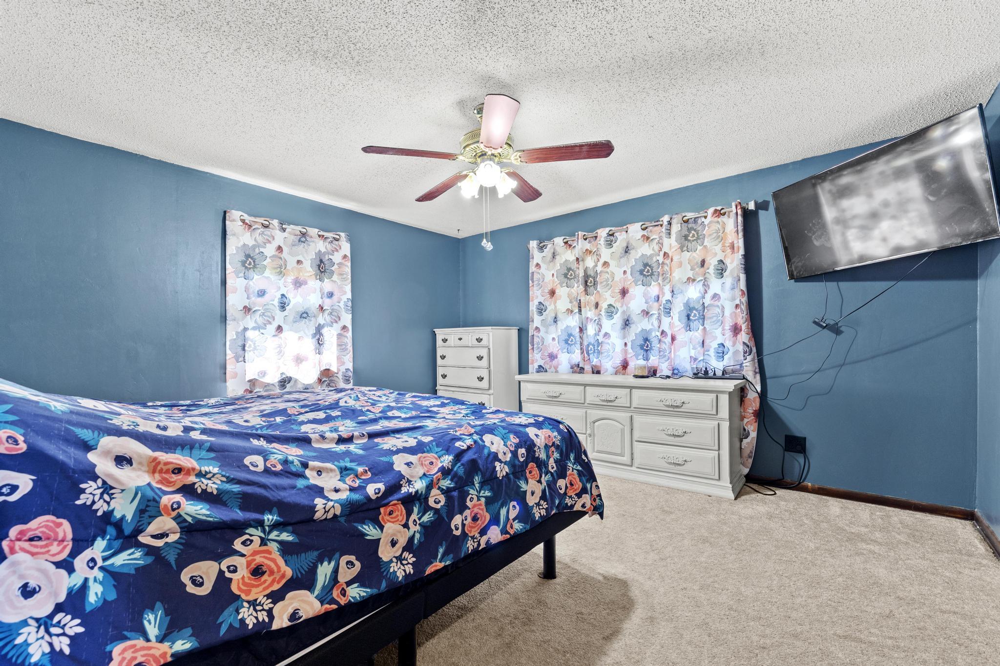5680 North Farm Rd 215 Property Photo 20
