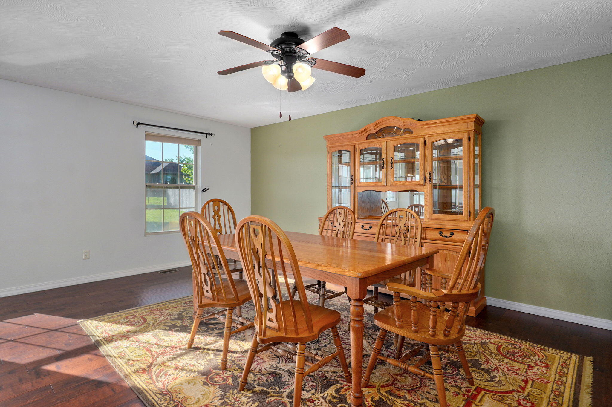 1208 South Jaylin Avenue Property Photo 10
