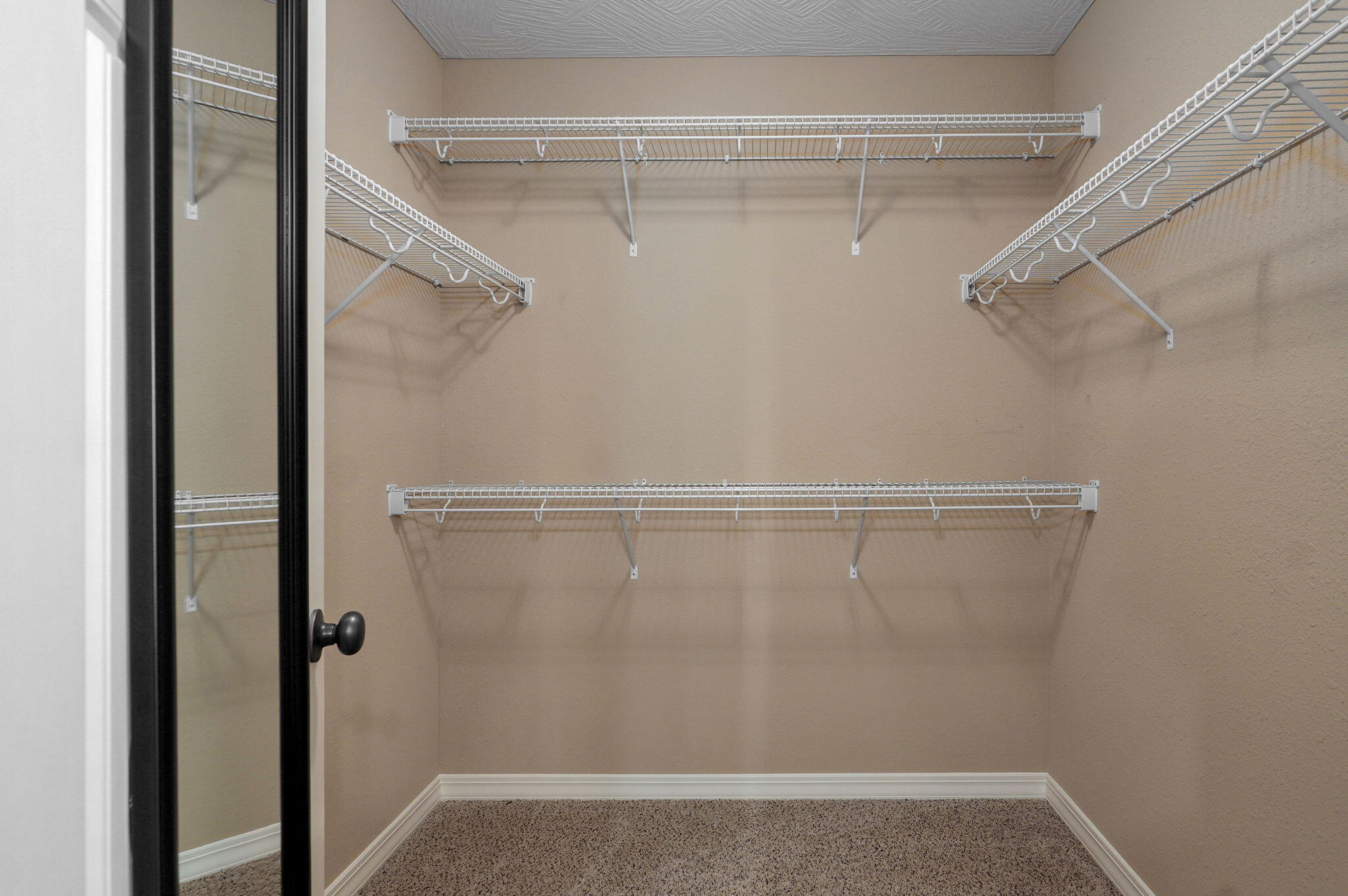 1208 South Jaylin Avenue Property Photo 19