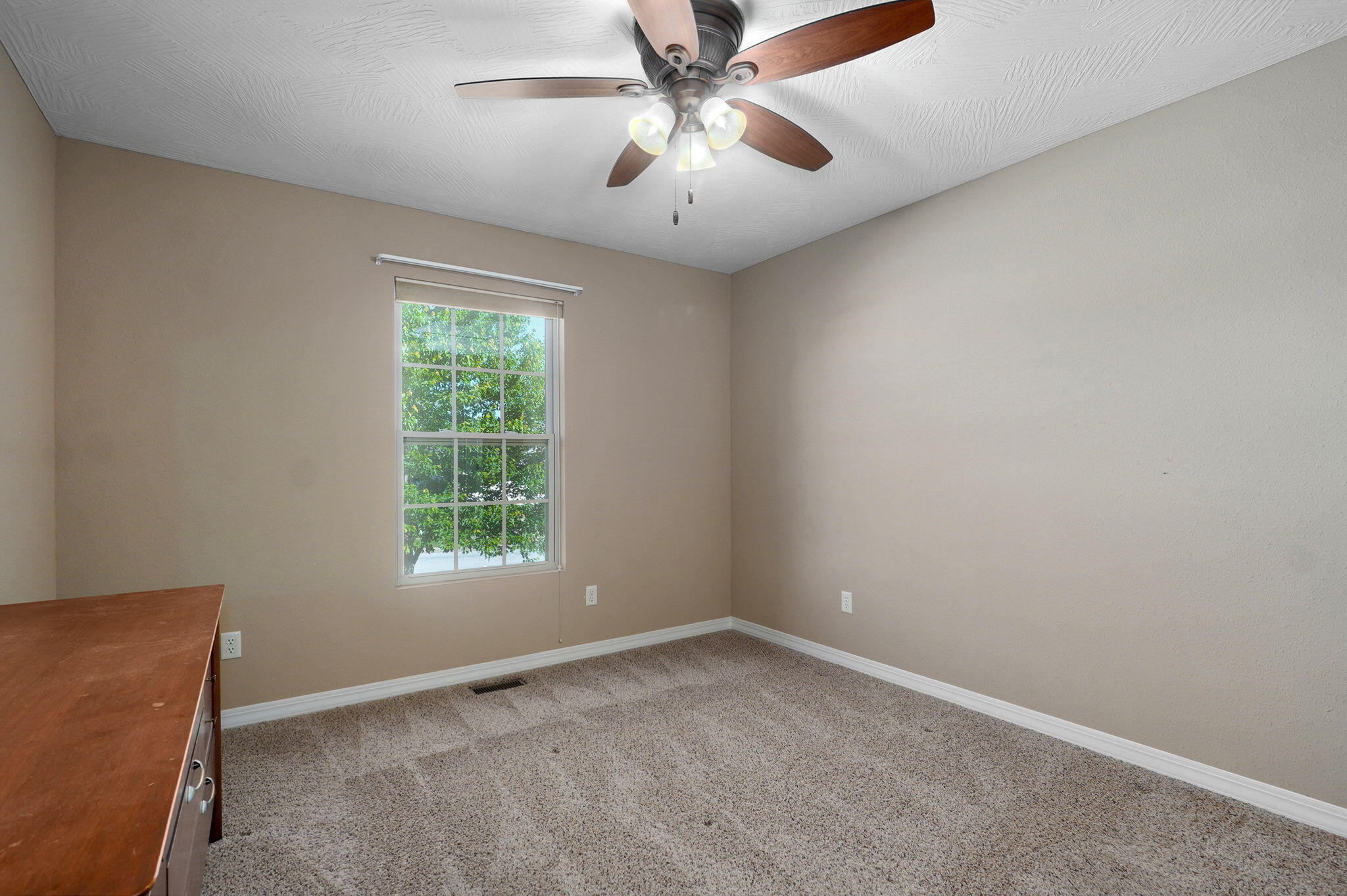 1208 South Jaylin Avenue Property Photo 20