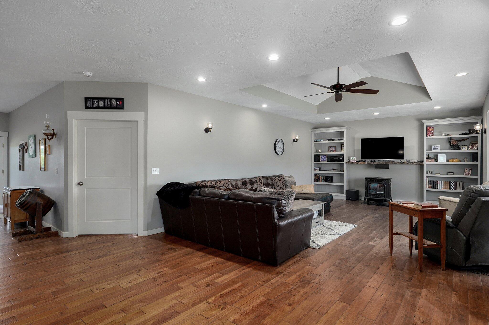 354 Ranch Estates Drive Property Photo 6