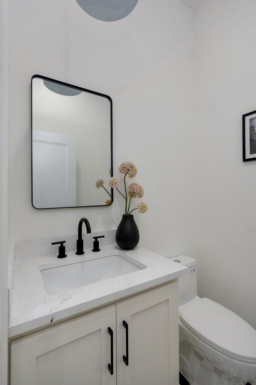 1744 East Cobblestone Drive Property Photo 18