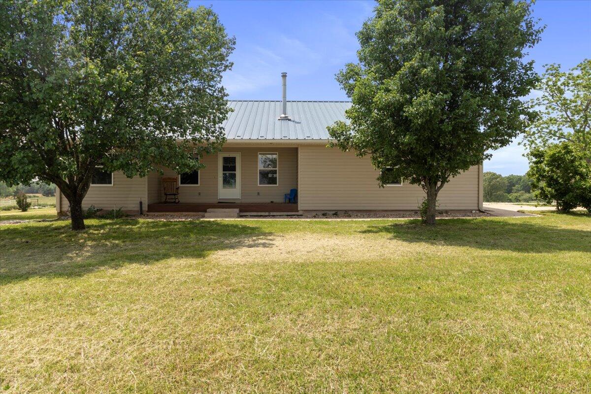 2453 County Road 119 Property Photo 2