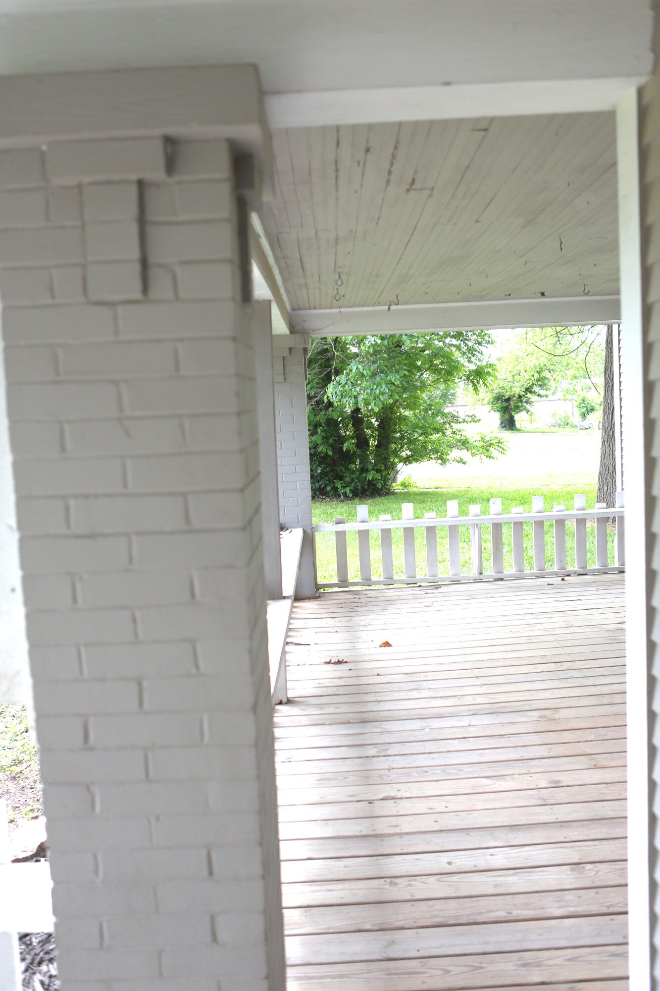 107 North Walnut Avenue Property Photo 5
