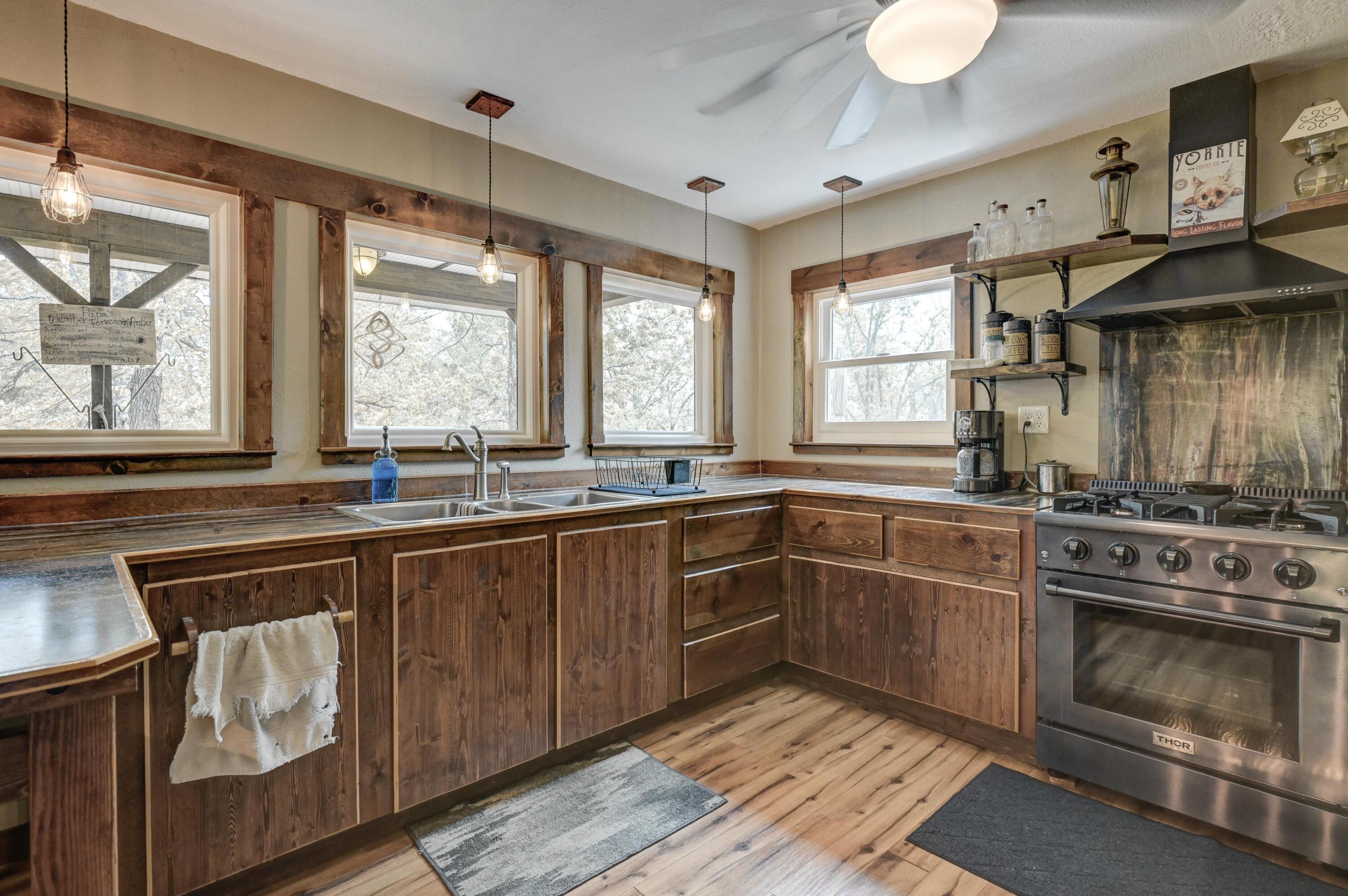 22351 South 672 Road Property Photo 16