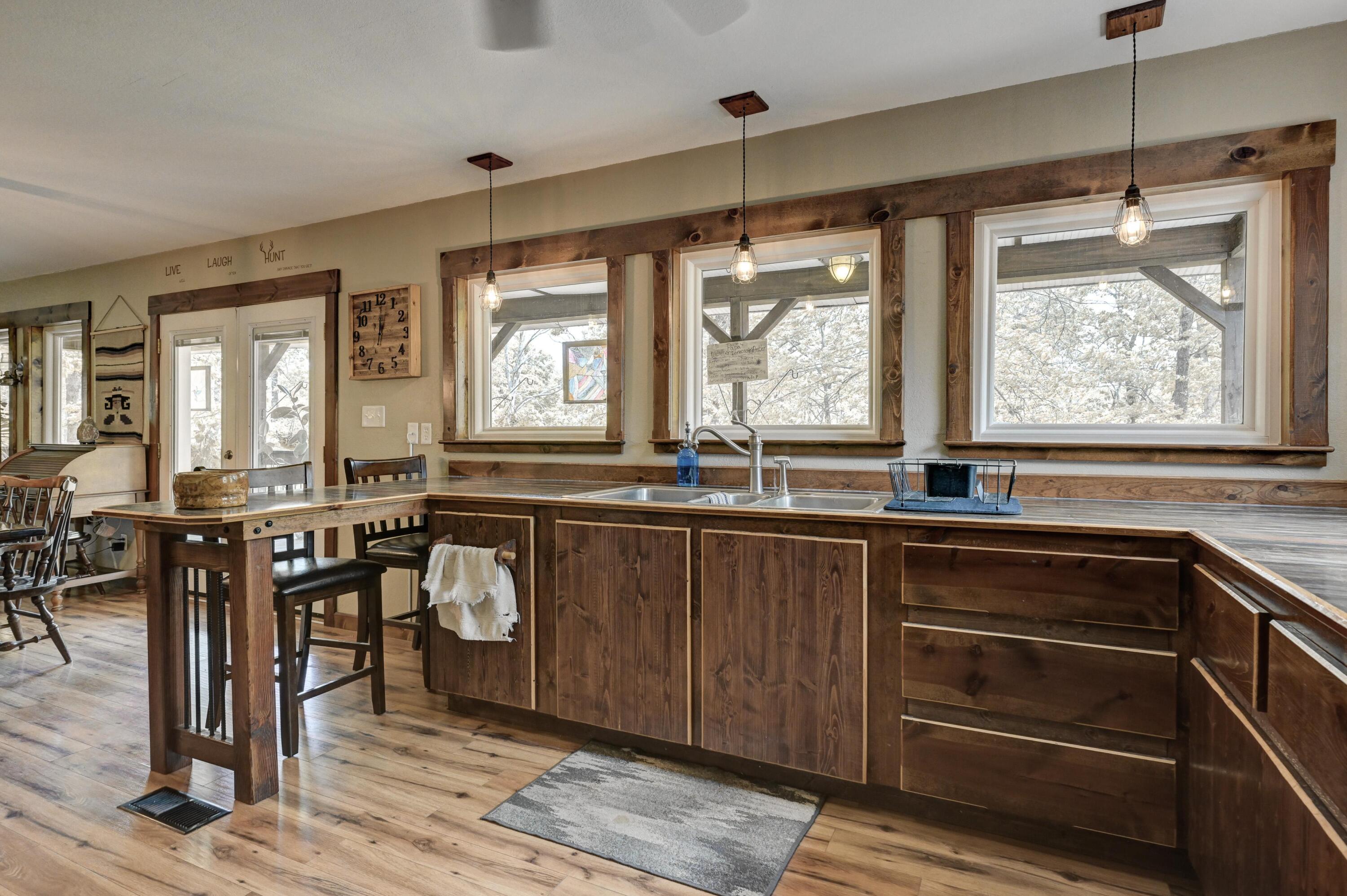 22351 South 672 Road Property Photo 17