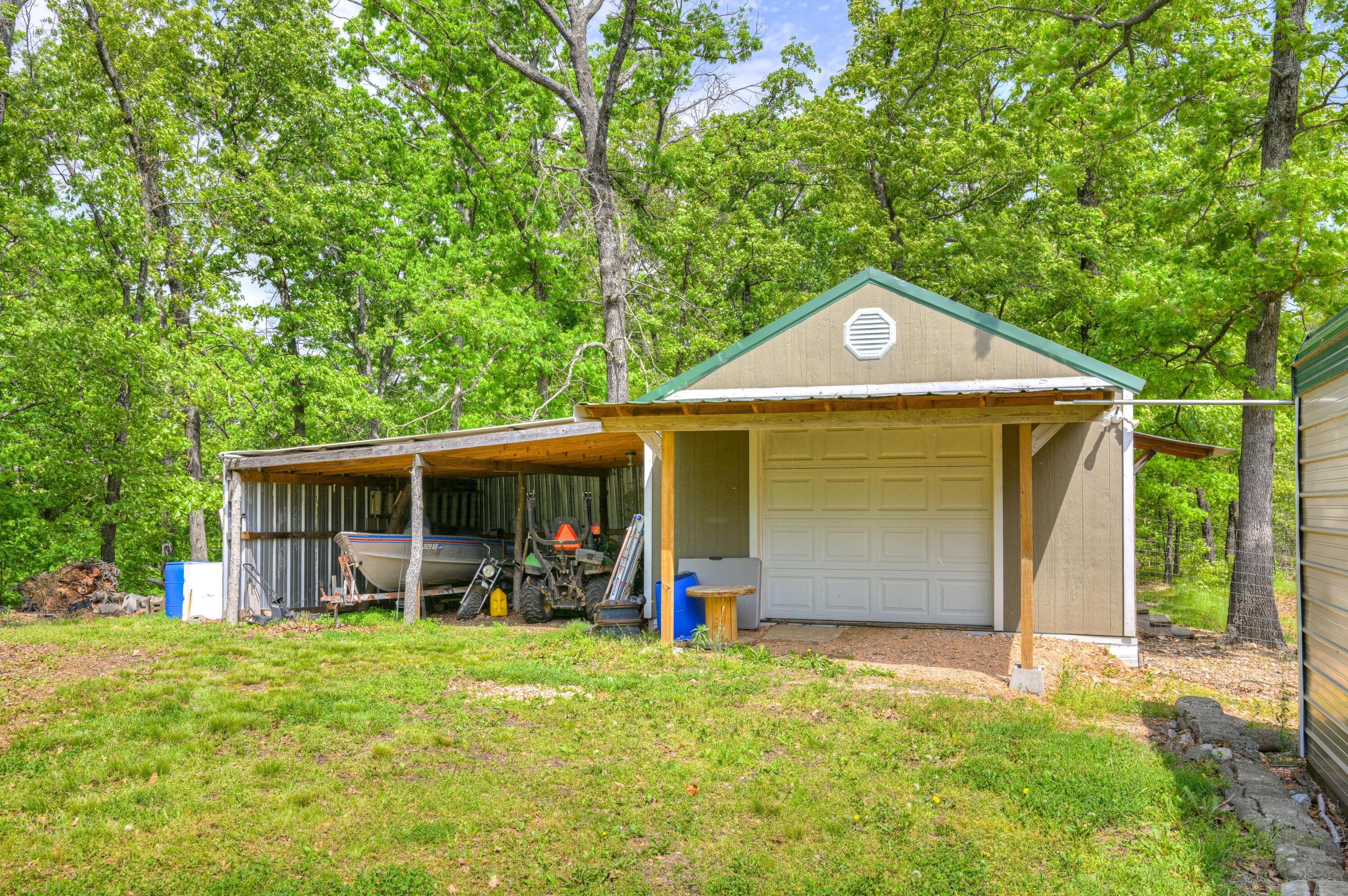 22351 South 672 Road Property Photo 37