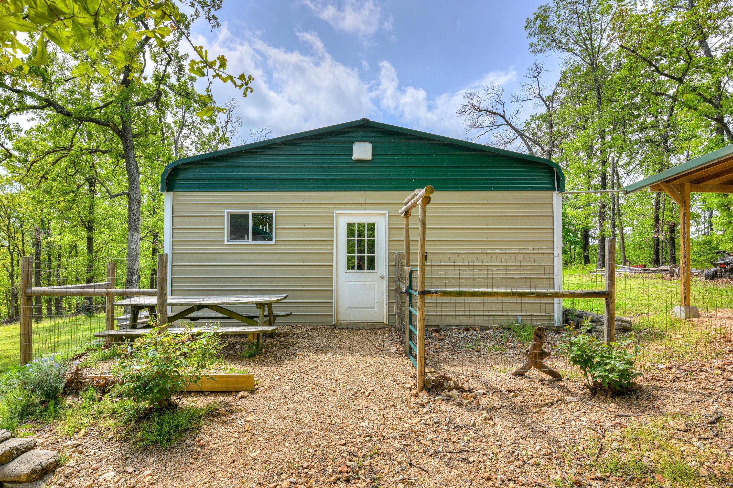 22351 South 672 Road Property Photo 44