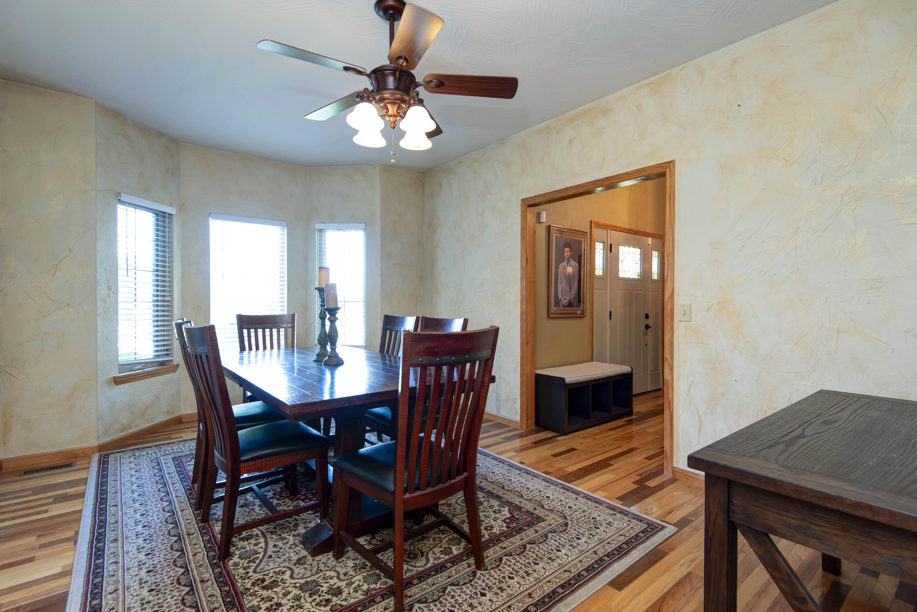 524 Quail Run Street Property Photo 20