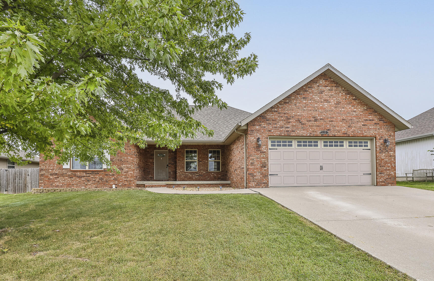 1180 Estate Avenue Property Photo 1