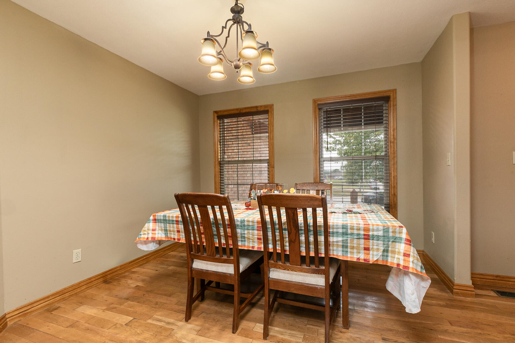 1180 Estate Avenue Property Photo 8